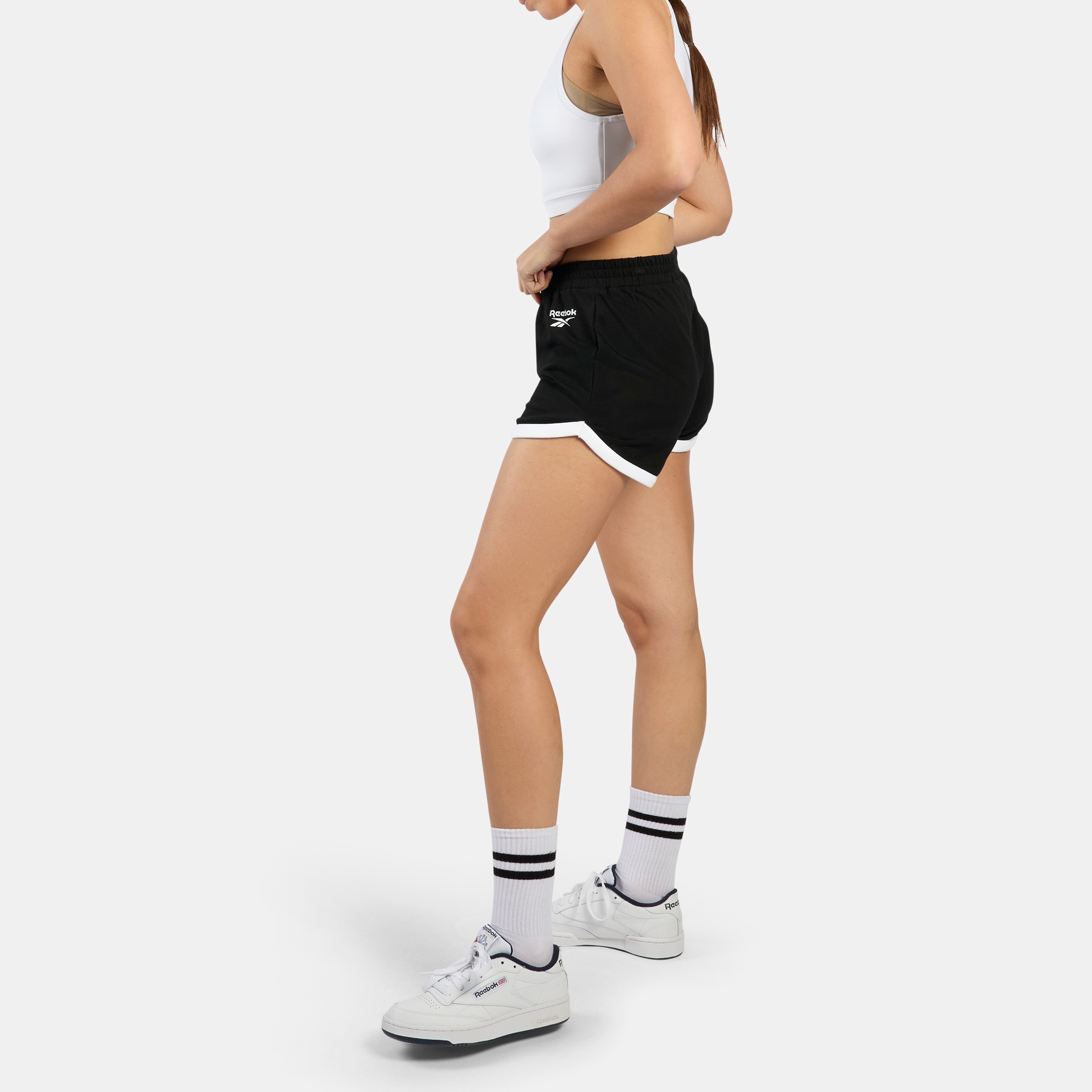 Reebok Sweatshorts »ID COLORBLOCK SHORTS«  sportlicher Look, für Alltag und Freizeit, Basic-Charakter