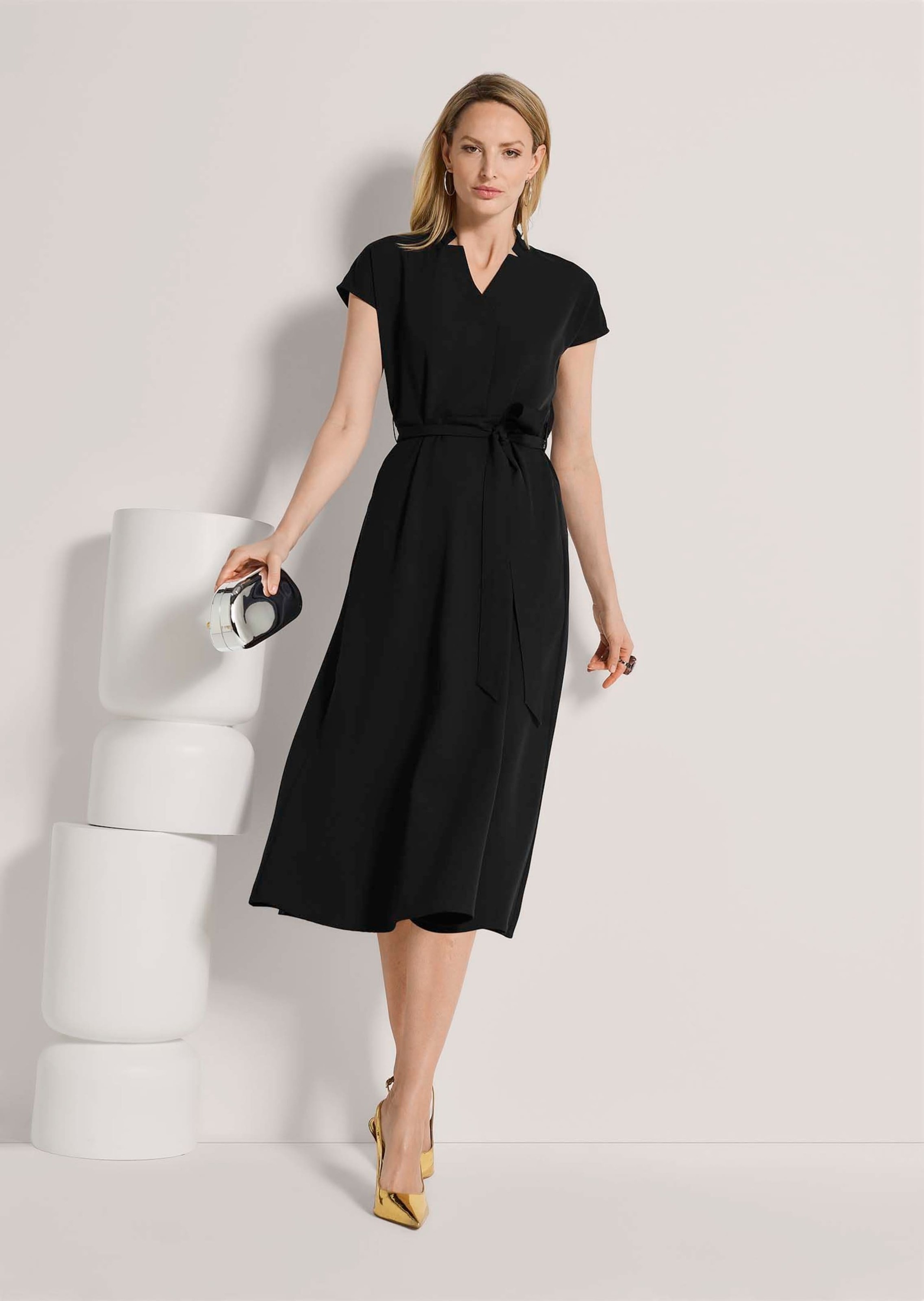 MADELEINE Midikleid »Kleid Tunikakleid mit Bindegürtel« Ohne Tasche