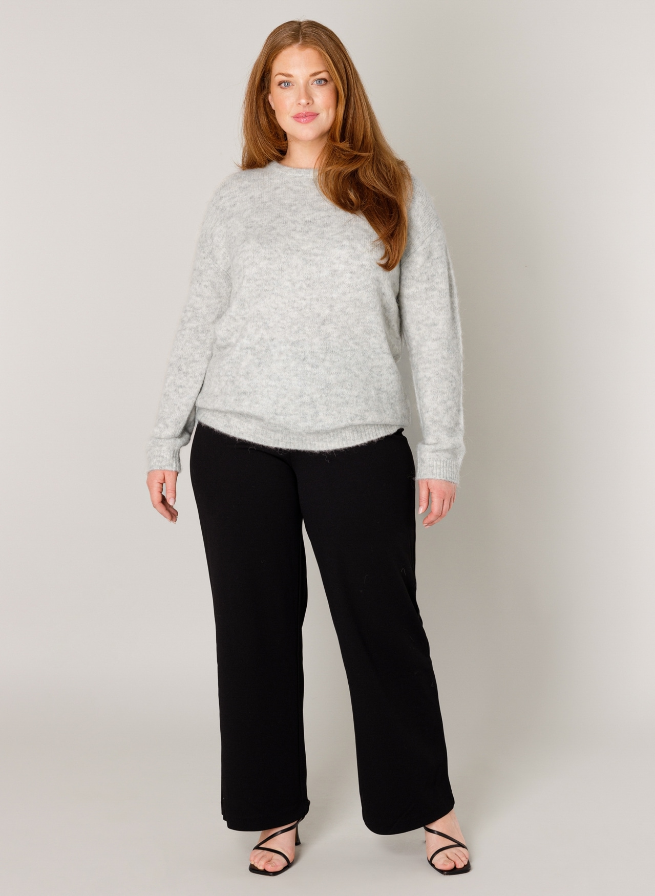 Base Level Curvy Strickpullover »Yanara«, mit Wolle und Elasthan