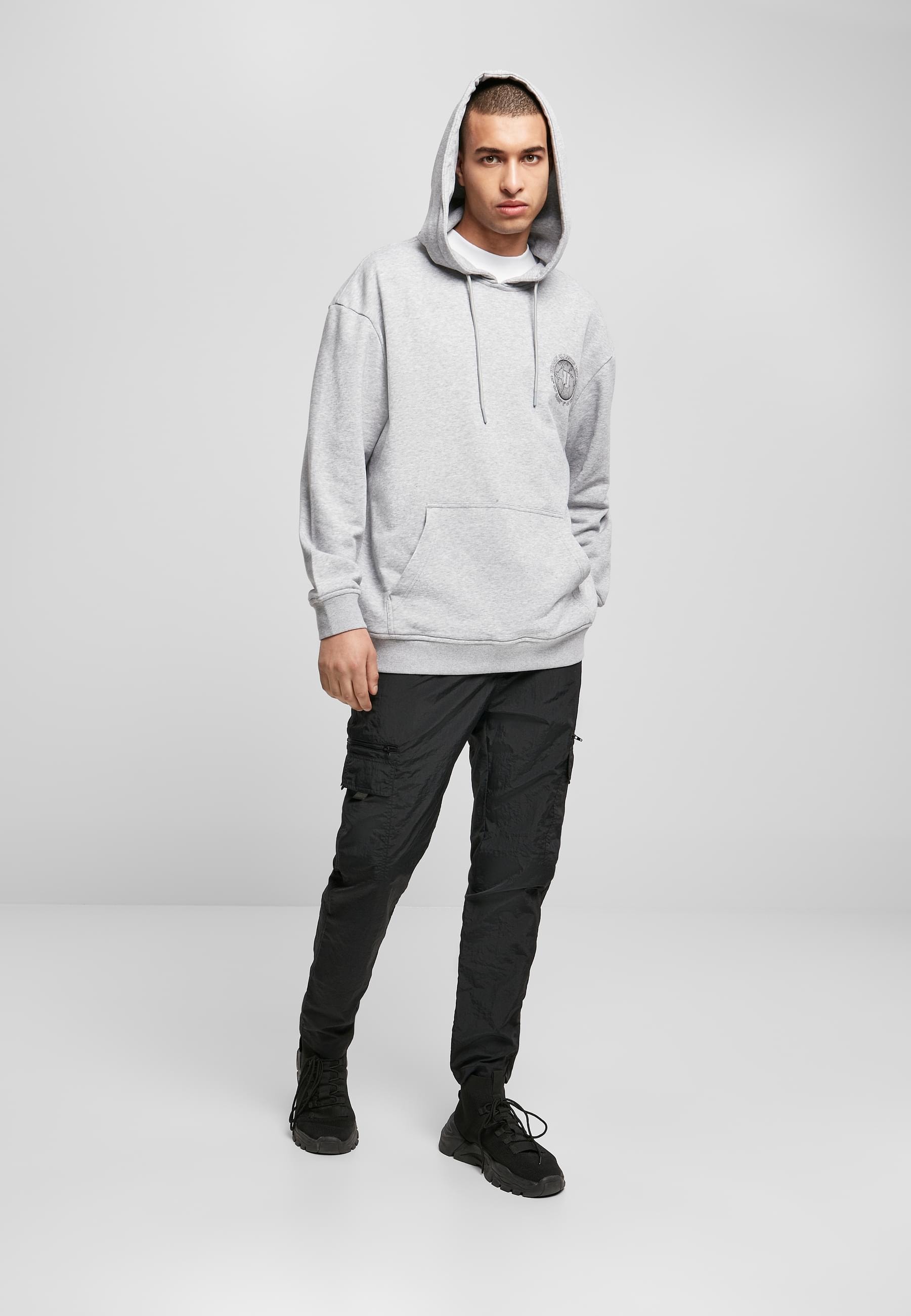 URBAN CLASSICS Sweatshirt »Urban Classics Herren Globetrotter Hoody«, (1 tlg.)