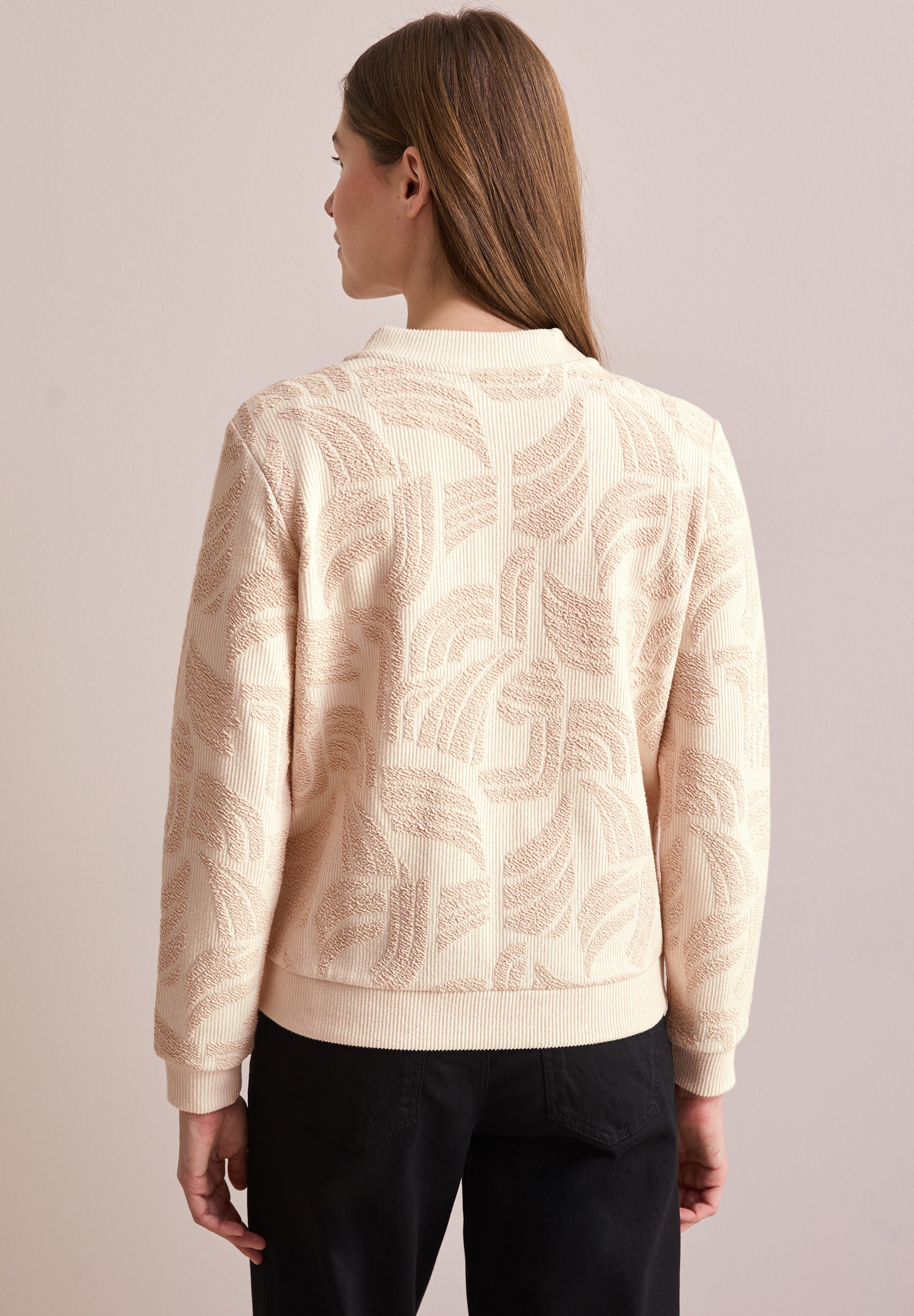 Cecil Cardigan, mit Stehkragen