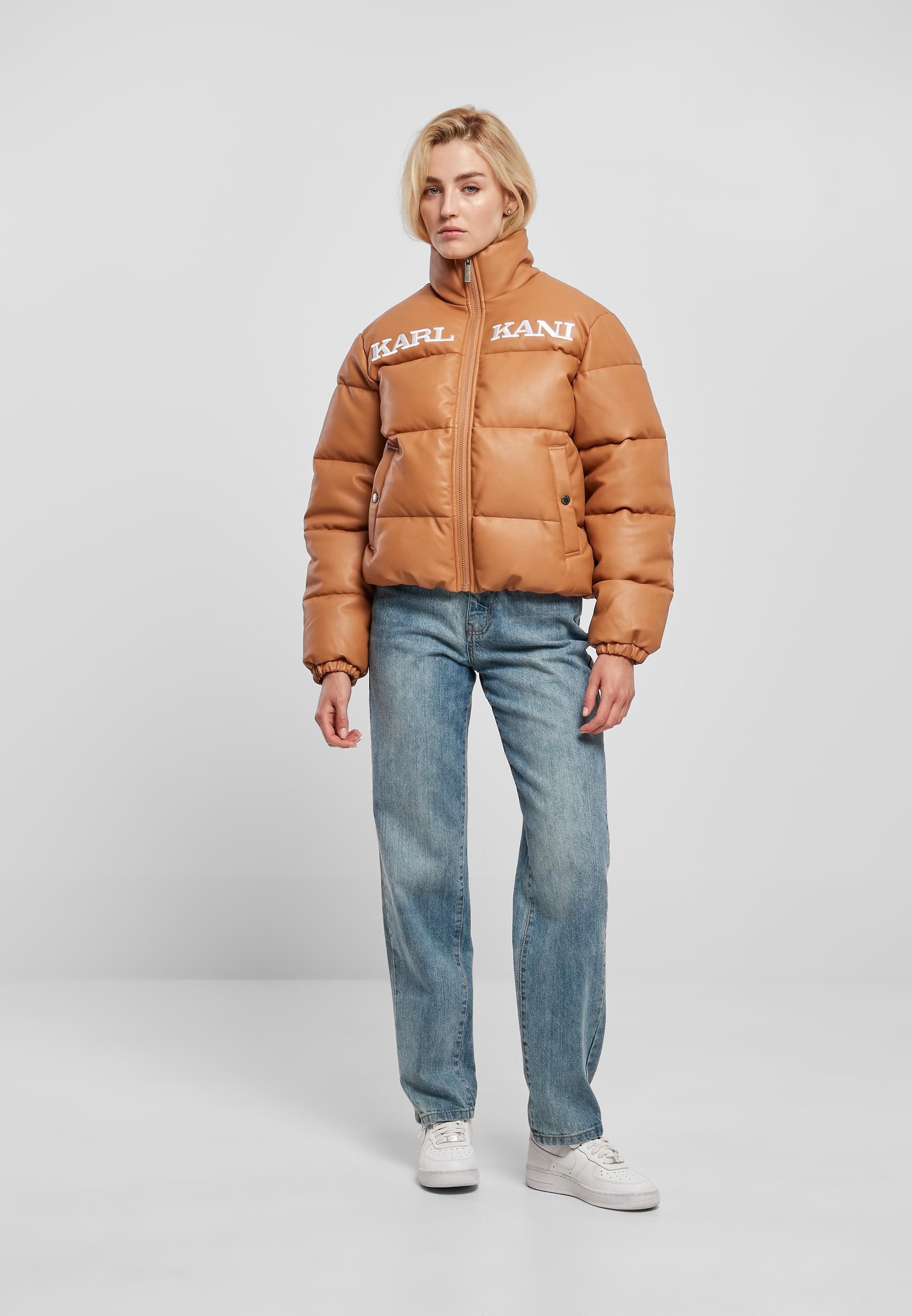 Karl Kani Allwetterjacke »Karl Kani Damen KW224-049-1KK Retro Puffer PU Jacket«, (1 St.), ohne Kapuze