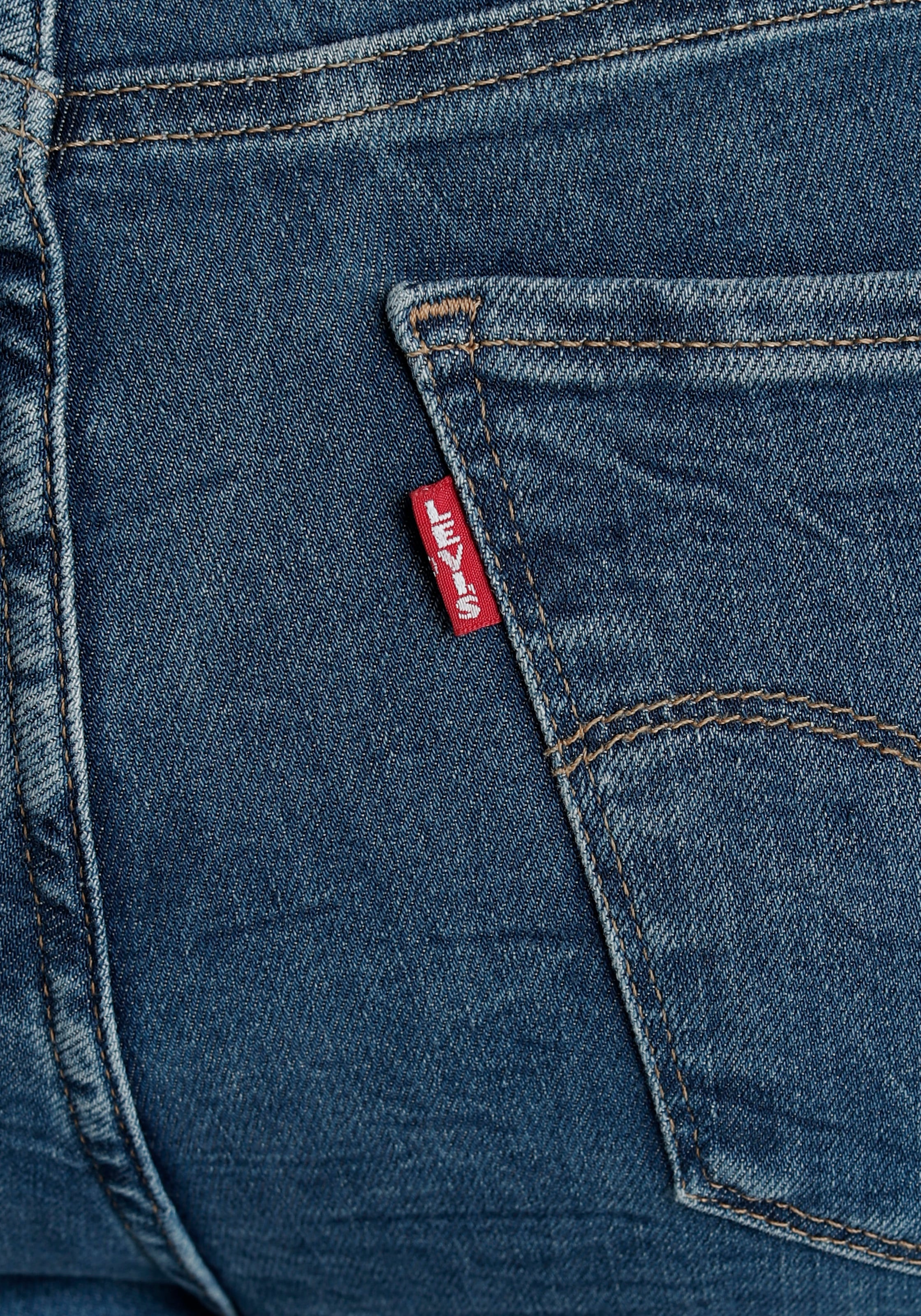 Levi's® Plus Skinny-fit-Jeans »720 High-Rise«, mit hoher Leibhöhe