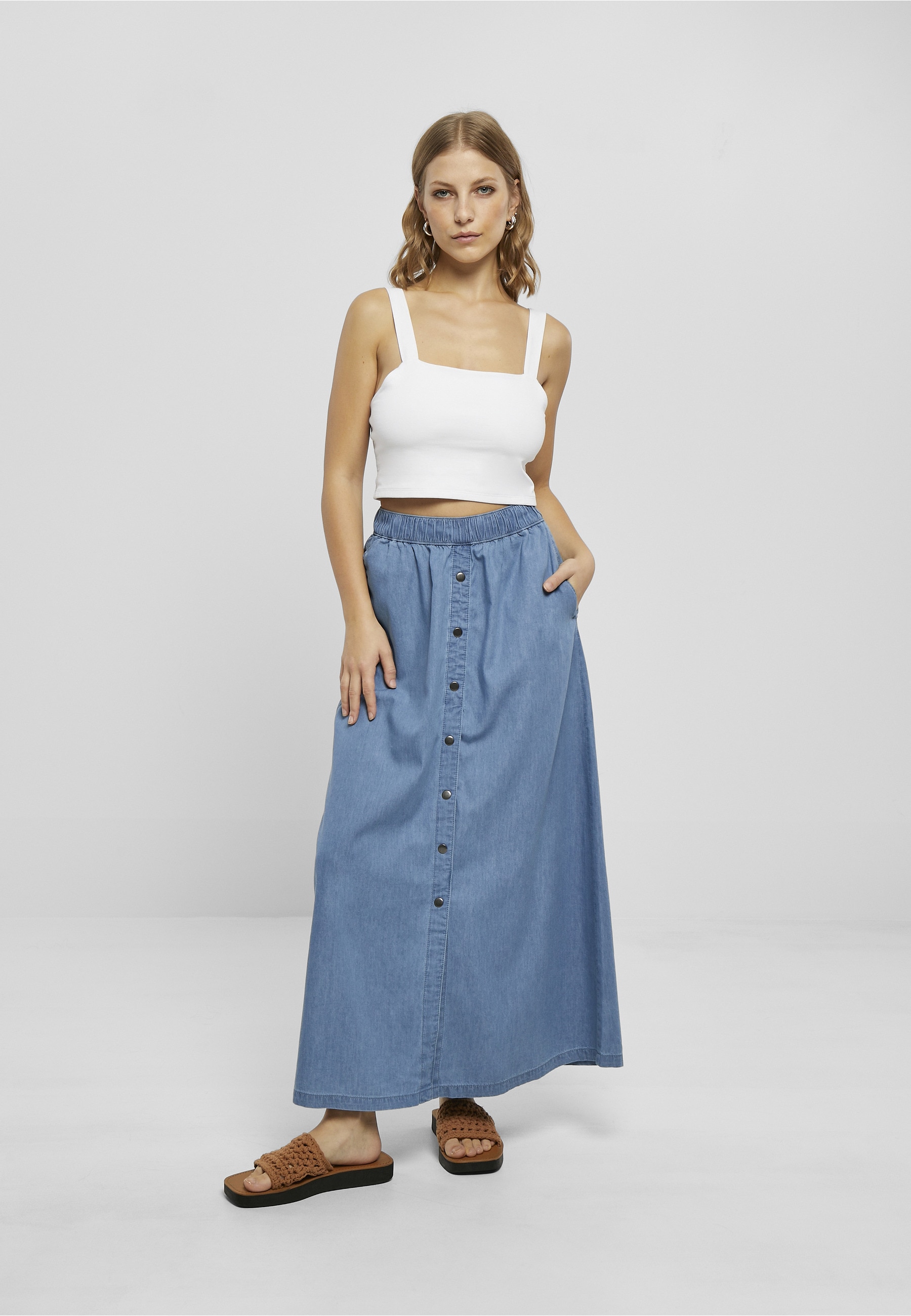 URBAN CLASSICS Sommerrock »Urban Classics Damen Ladies Long Wide Light Denim Skirt« 1 Stk.