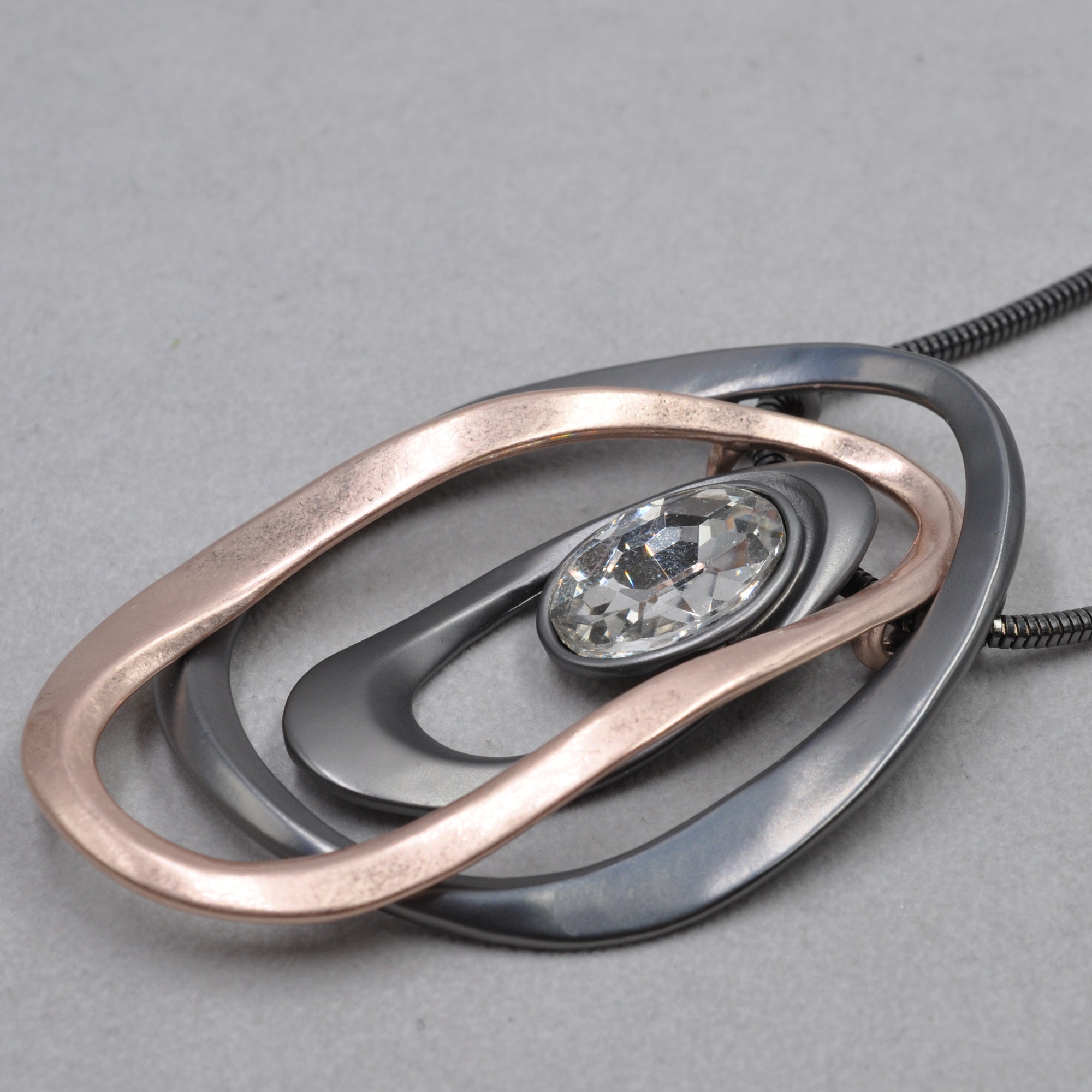 Steuer Kette mit Anhänger »Metall zweifarbig Glasstein grau«