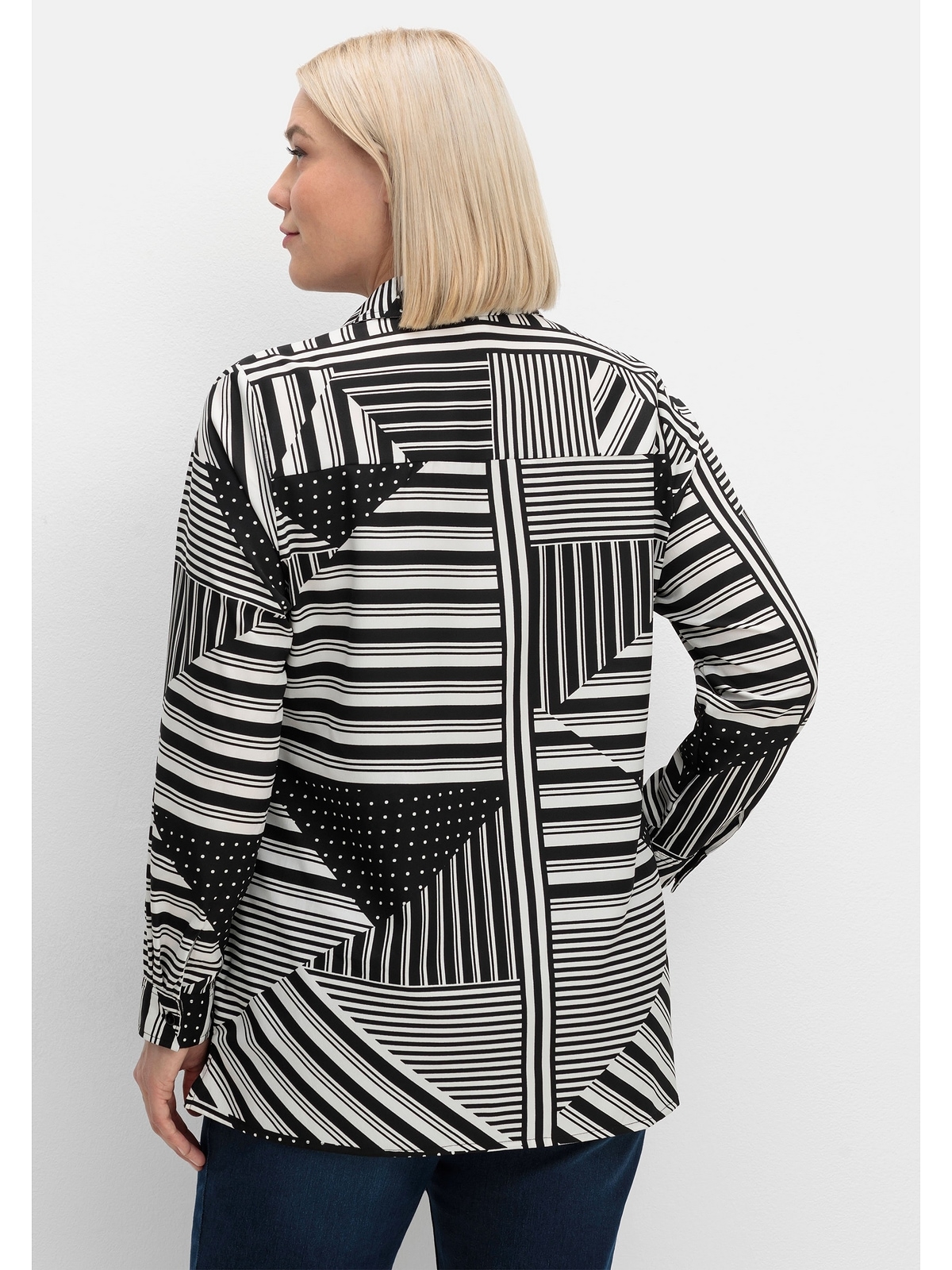 Sheego Druckbluse »Große Größen«, mit grafischem Patchwork-Druck