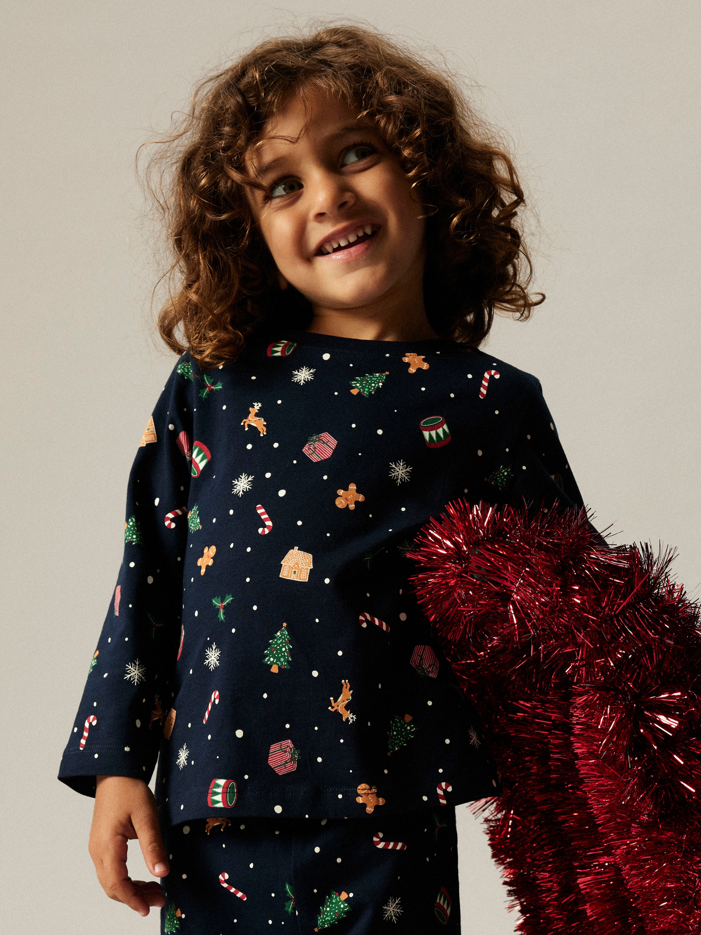 Name It Schlafanzug »NMNVISMAS LS NIGHTSET« Set, 2 Stk. tlg.,