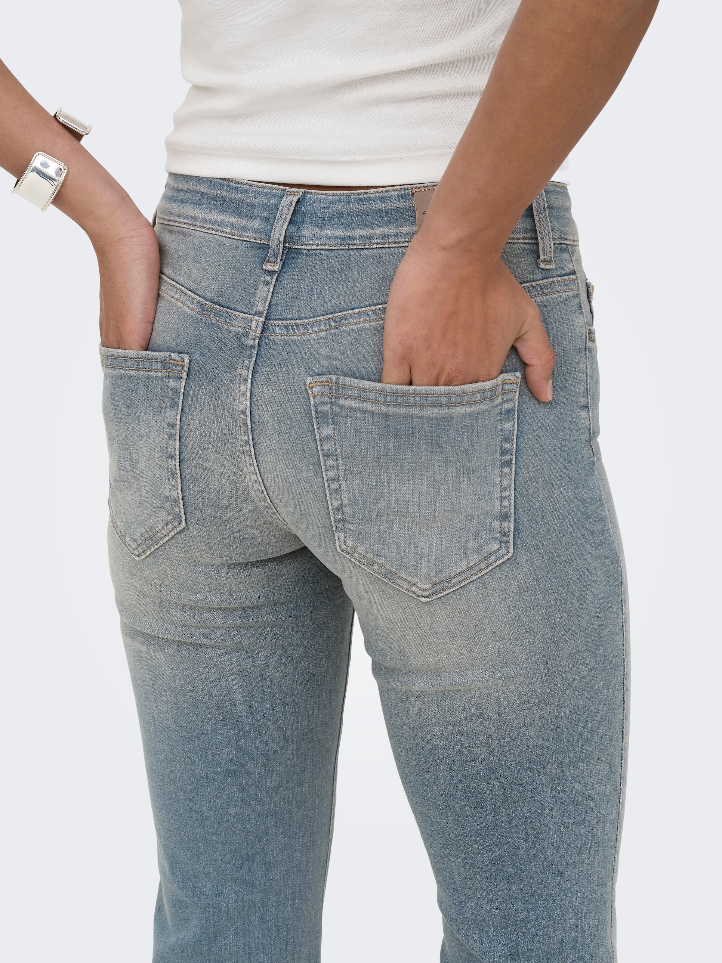 ONLY Bootcut-Jeans »ONLBLUSH MID FLARED DNM REA638« Baumwollmischung, bootcut fit