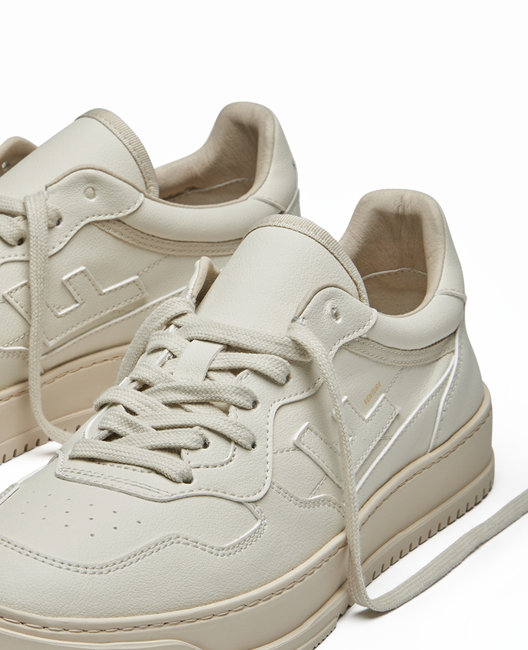 Thumbnail - Flamingos Life Sneaker "VENTURA"