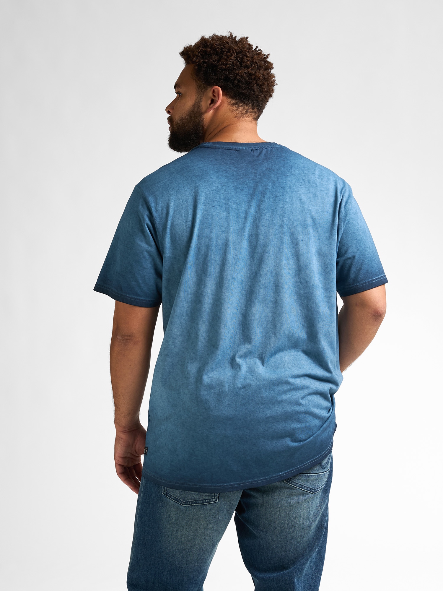Petrol Industries Rundhalsshirt, mit Logo Stickerei