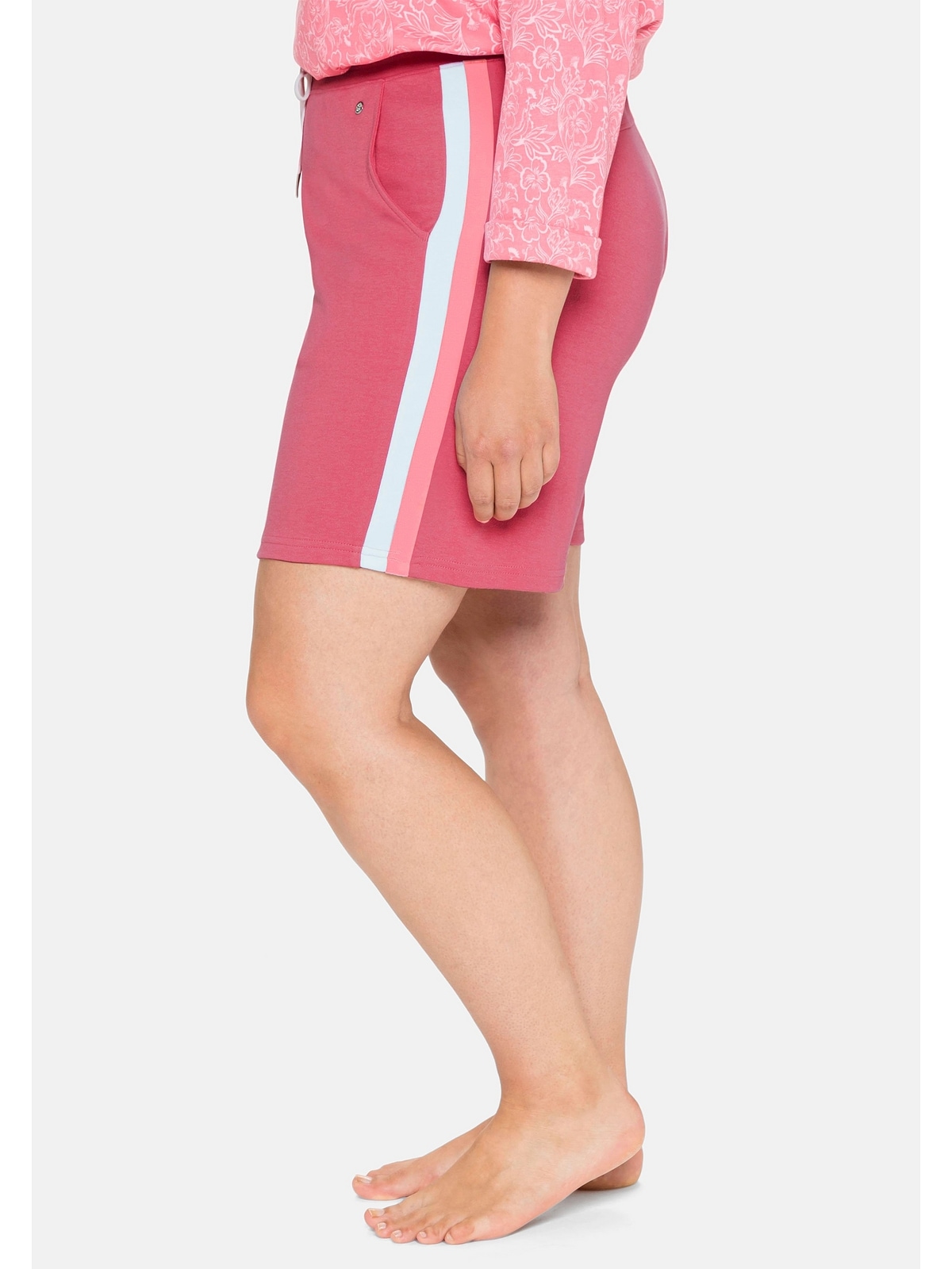 Sheego Shorts »Große Größen«, mit Kontrastdetails, aus Interlock für kaufen  | BAUR | Shorts