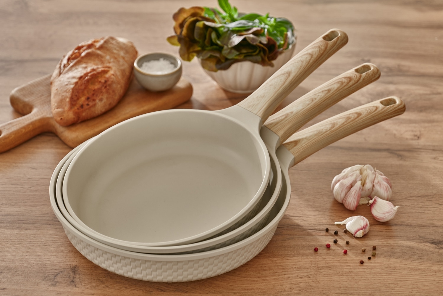 RESTO Kitchenware Bratpfanne »Ran, Universalpfanne mit Antihaftbeschichtung«, Aluminiumguss, (1 tlg.), Induktion, für alle Herdarten geeignet