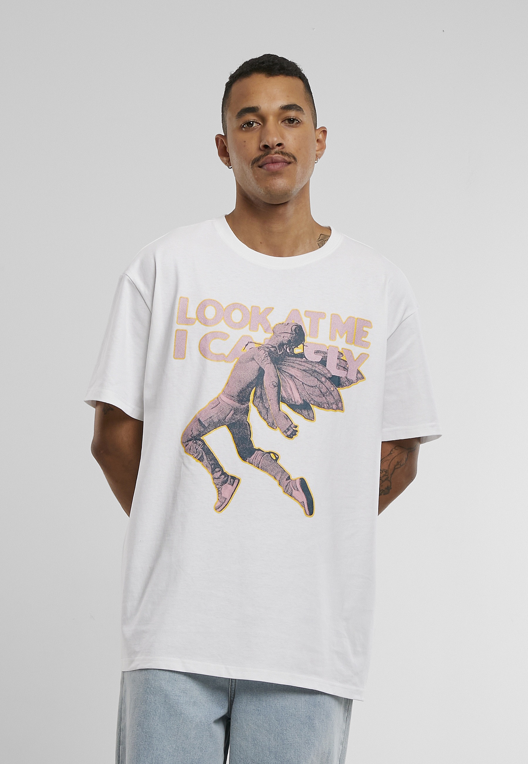 Thumbnail - Upscale by Mister Tee T-Shirt "Upscale by Mister Tee Look Oversize Tee" 1 Stk.