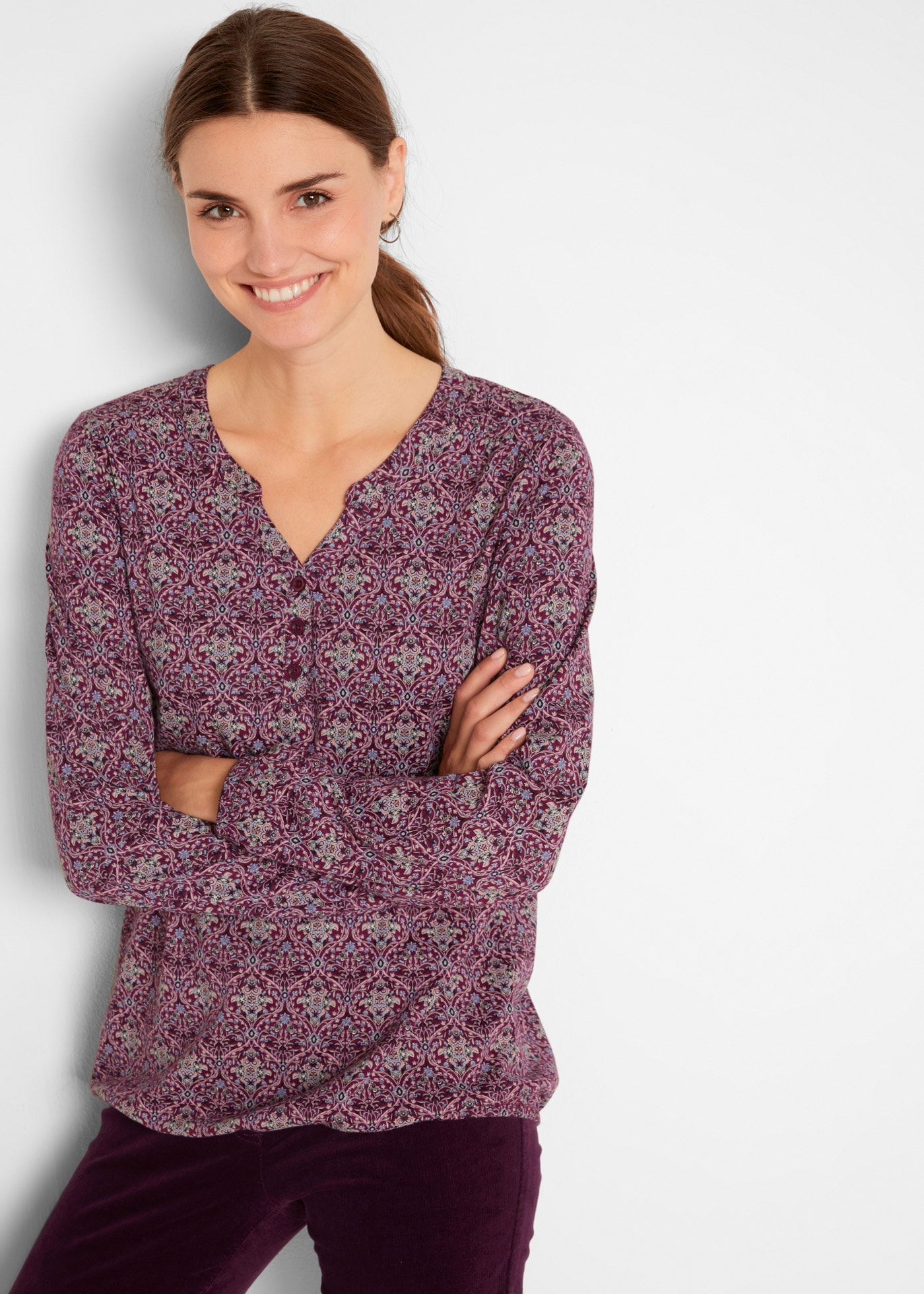 bonprix Tunikashirt Loose Fit Passform, Langarm-Design, aus Baumwolle und V günstig online kaufen