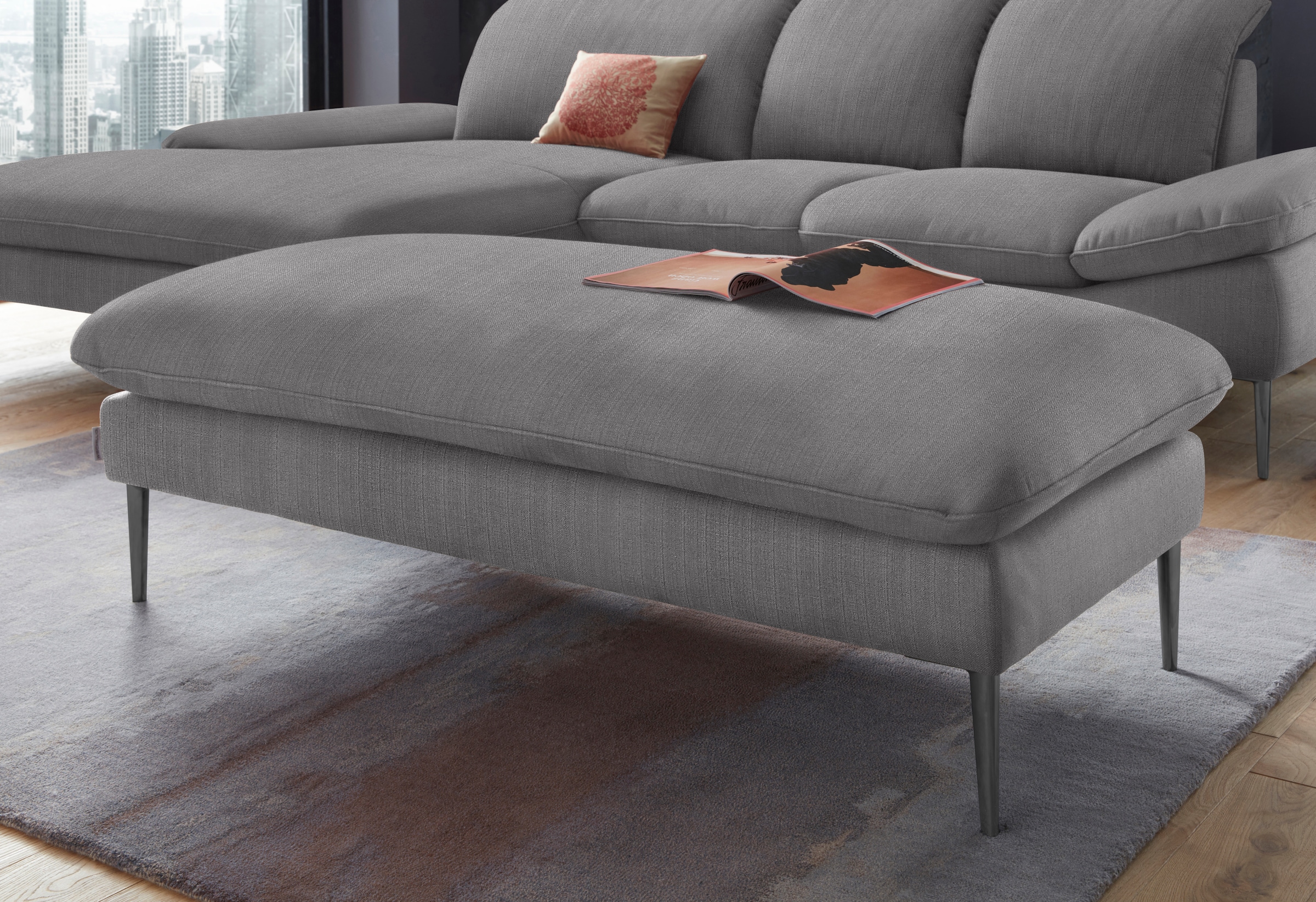 Hocker W.SCHILLIG "enjoy&MORE", grau (dolphin r66), B:151cm H:45cm T:71cm, Chenille-Flachgewebe R66 (85% Polyester, 15% Nylon);Longlife Xtra-Leder Z59: Glattleder mit modischer Prägung. Hautstärke 0, 9 - 1, 1 mm;Stoff S37 (100% Polyester), Hocker, Hocker, 7