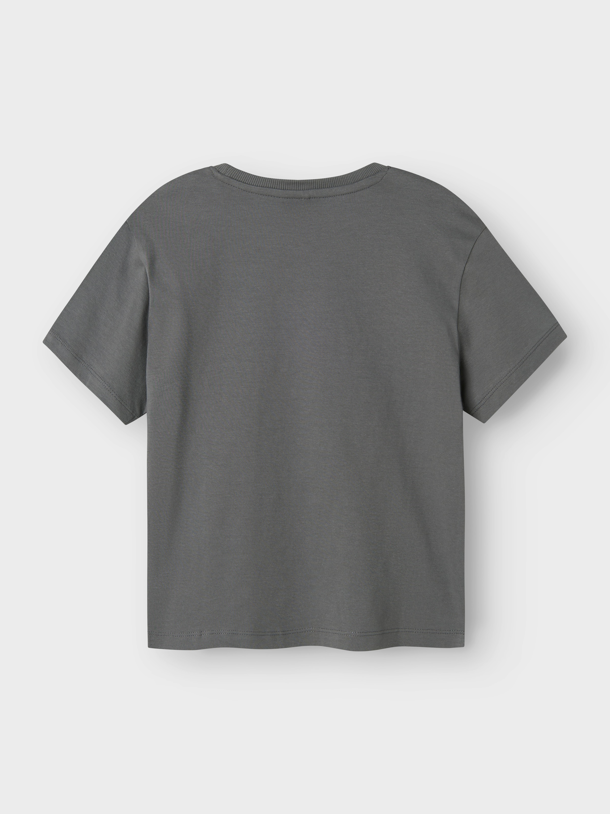 Thumbnail - Name It T-Shirt "NKMBRODY SS NREG TOP NOOS" mit dezentem 3D-Frontmotiv