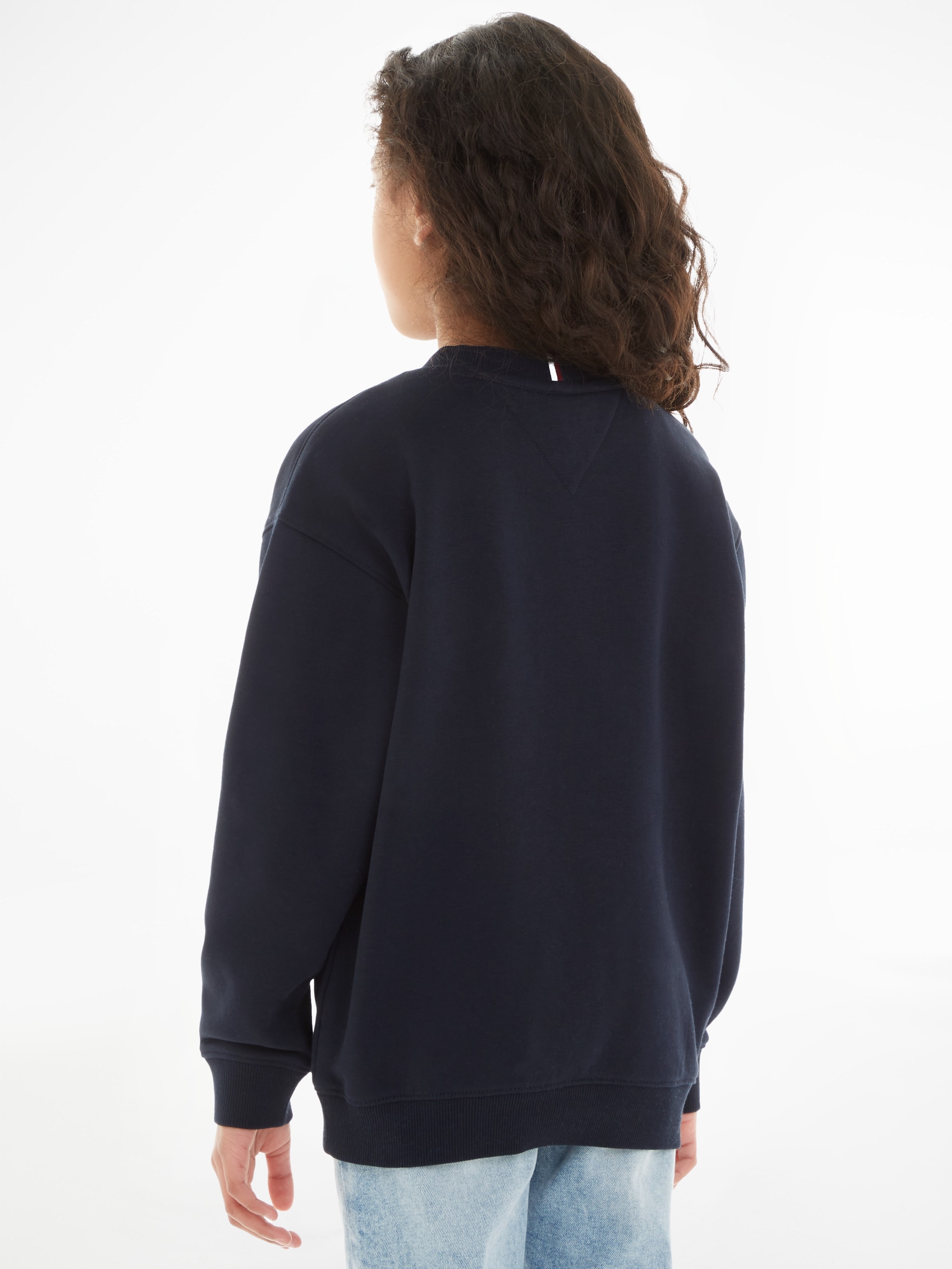 Tommy Hilfiger Sweatshirt »U TIMELESS SWEATSHIRT«, Kinder bis 16 Jahre, Logo-Flag, Rundhals