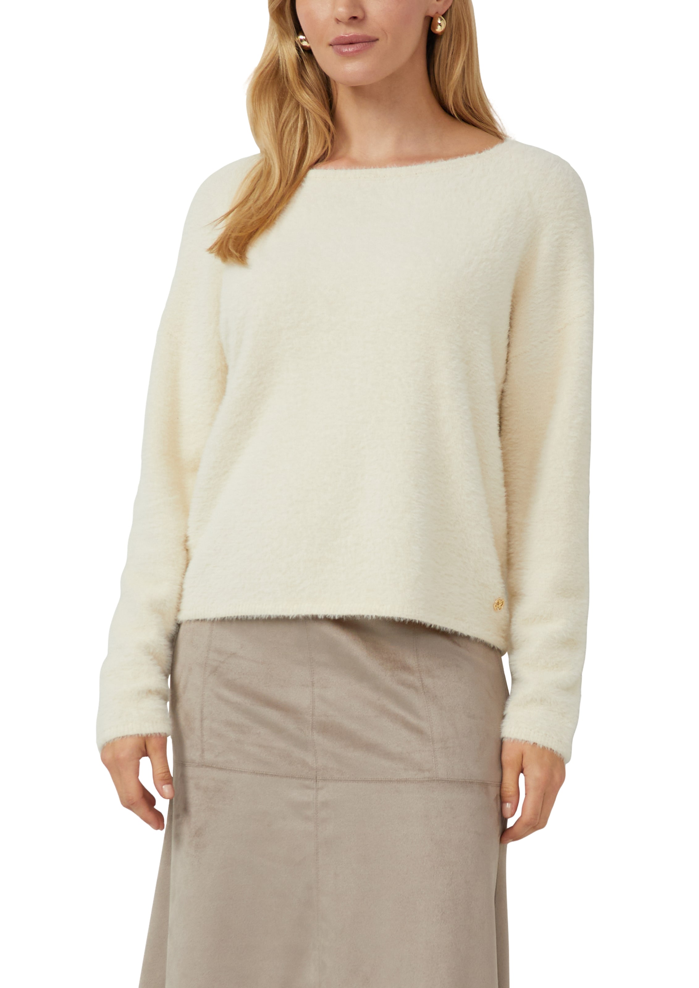 s.Oliver BLACK LABEL Strickpullover flauschig, mit U-Boot-Ausschnitt