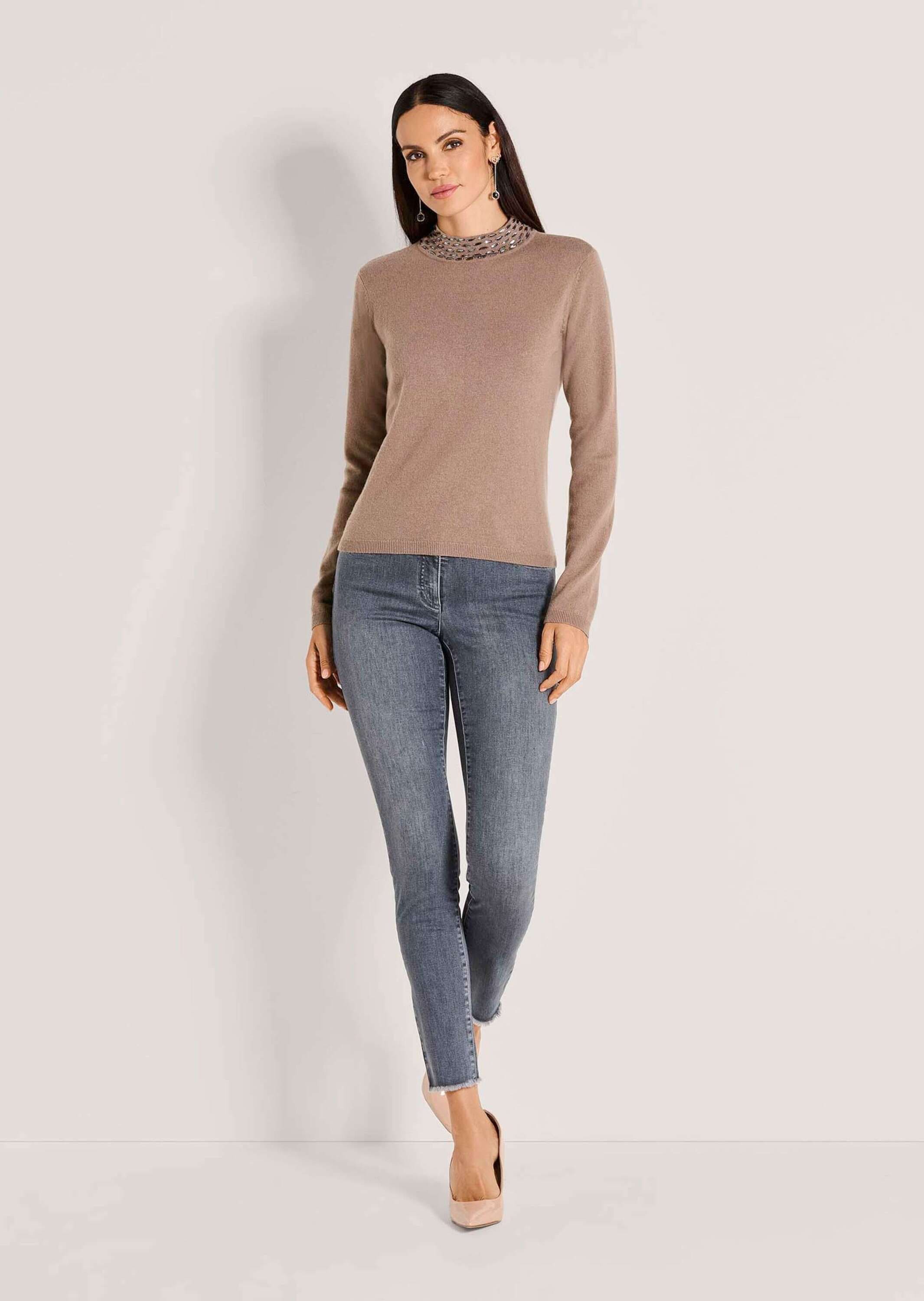 MADELEINE Longpullover »Strickpullover Eleganter Wollpullover mit Stehkragen« mit Dekosteinen