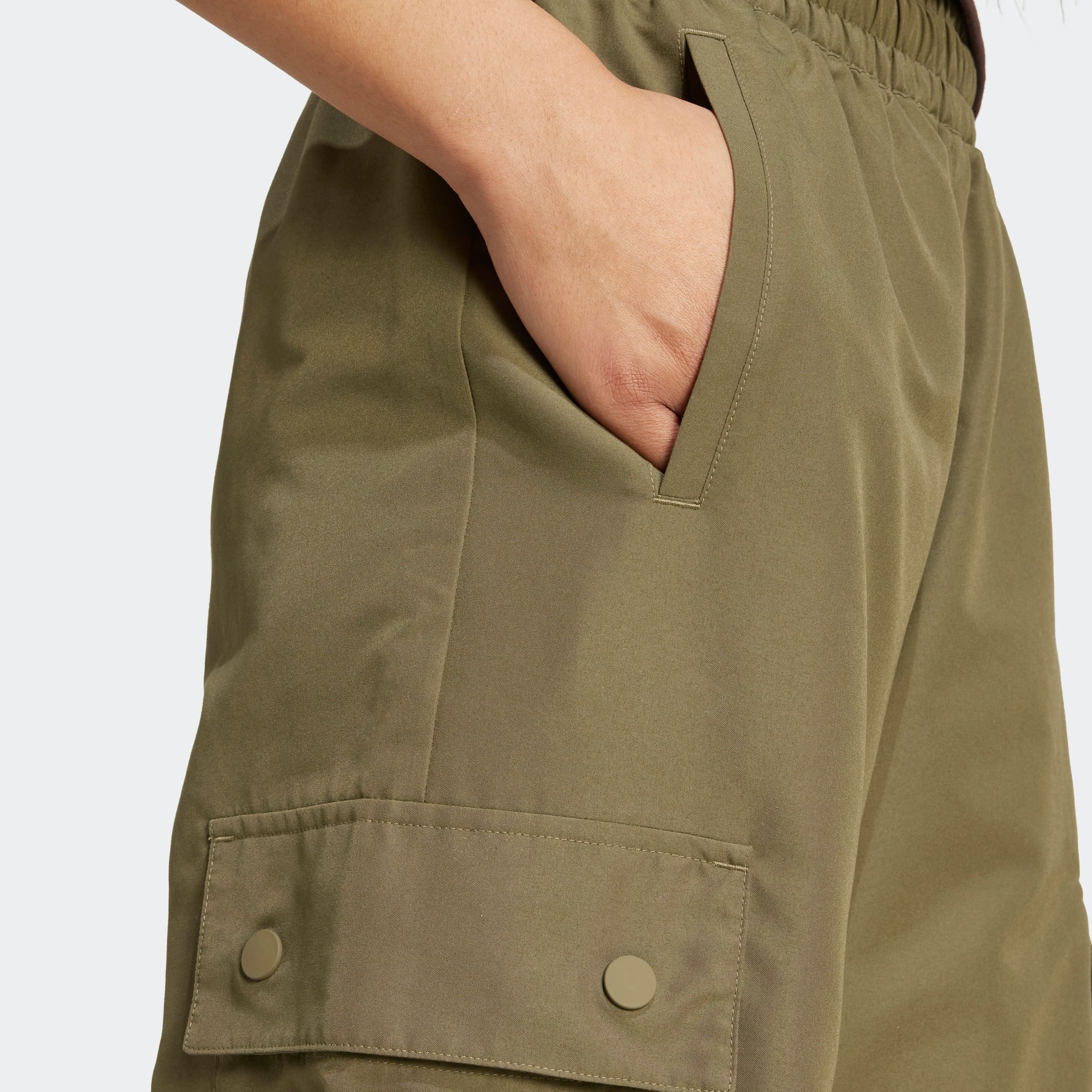 adidas Originals Sporthose »ESS WOVEN CARGO«, (1 tlg.)