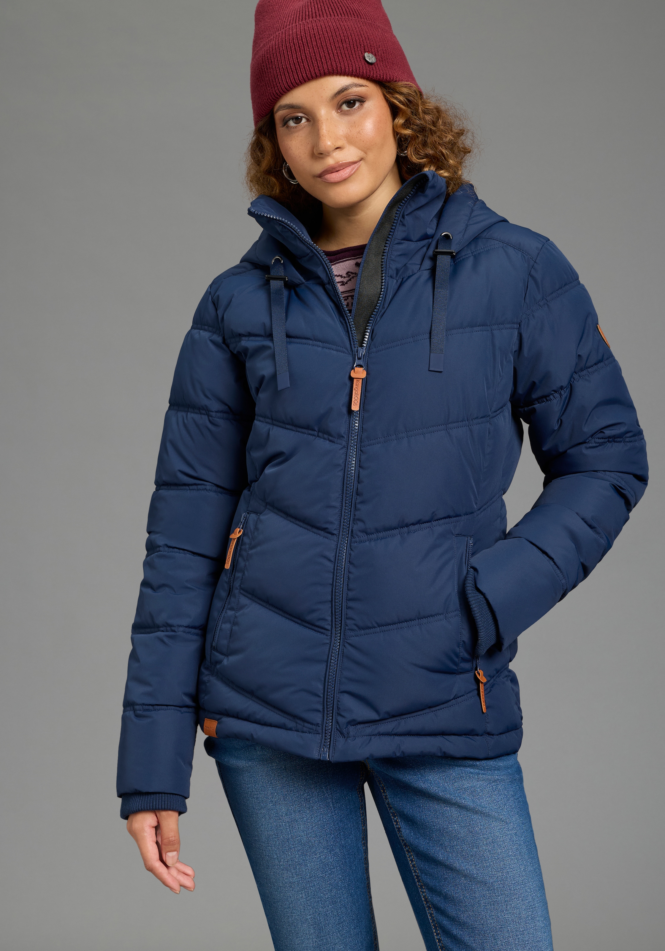 KangaROOS Winterjacke mit Kapuze mit Kapuze und Kordelzug,  Reißverschlusstaschen und Innentasche