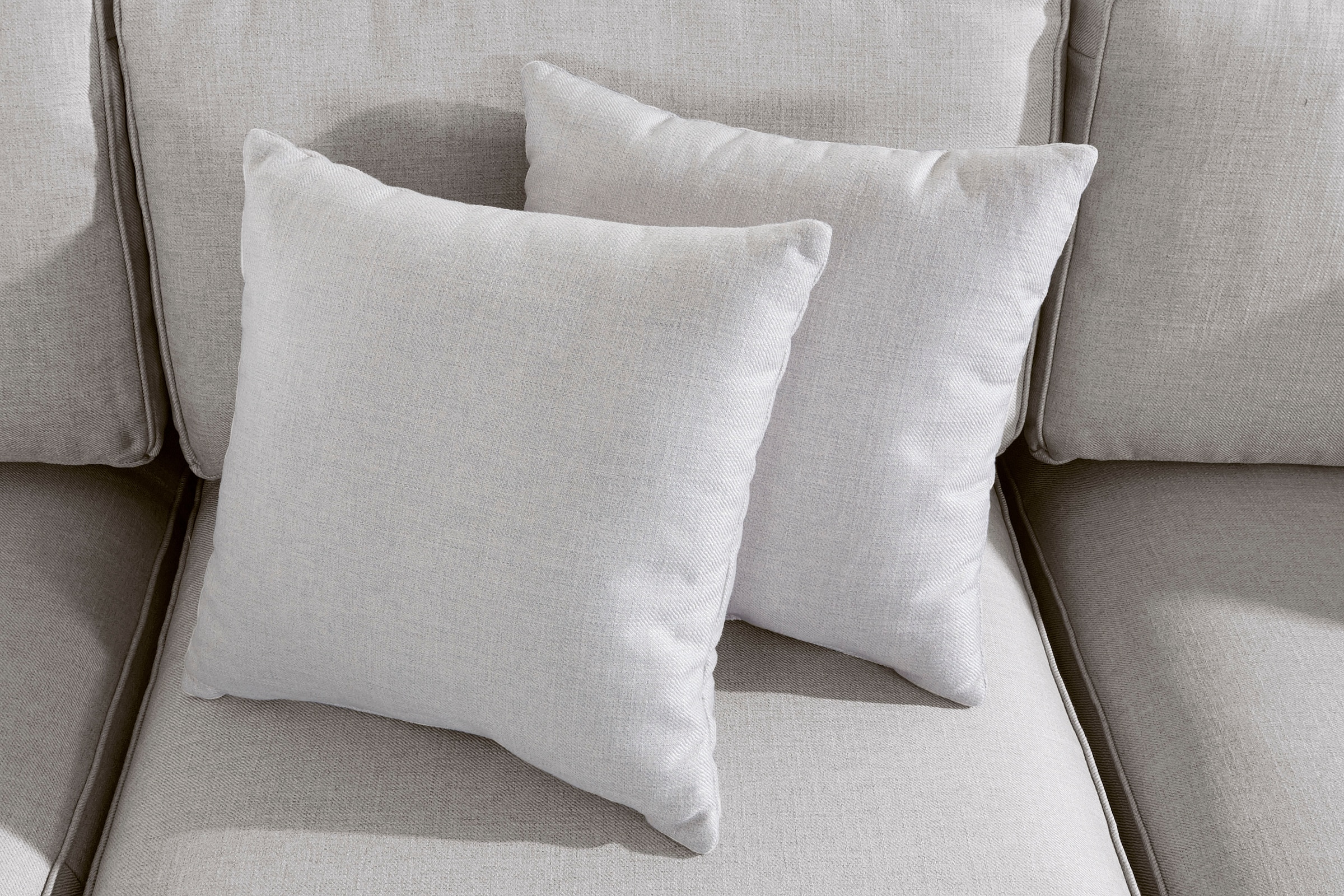Home affaire Ecksofa »Broughton L-Form«, weicher Sitzkomfort, incl. 4 Zierkissen, Keder