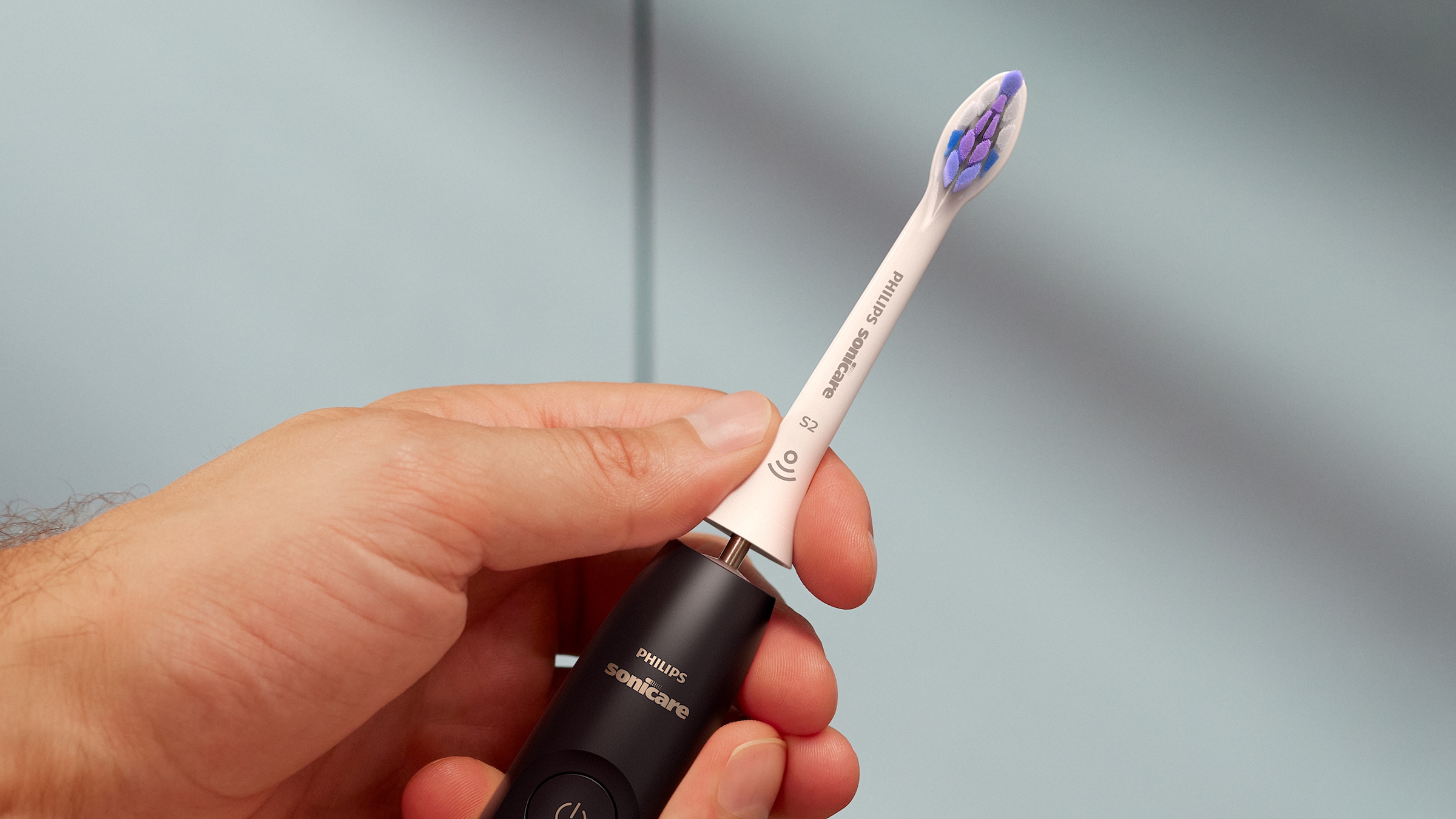 Philips Sonicare Elektrische Zahnbürste »Series 6500 HX7419/01«, 2 St. Aufsteckbürsten, mit Andruckkontrolle, 3 Intensitätsstufen, inkl. Ladegerät, Reiseetui