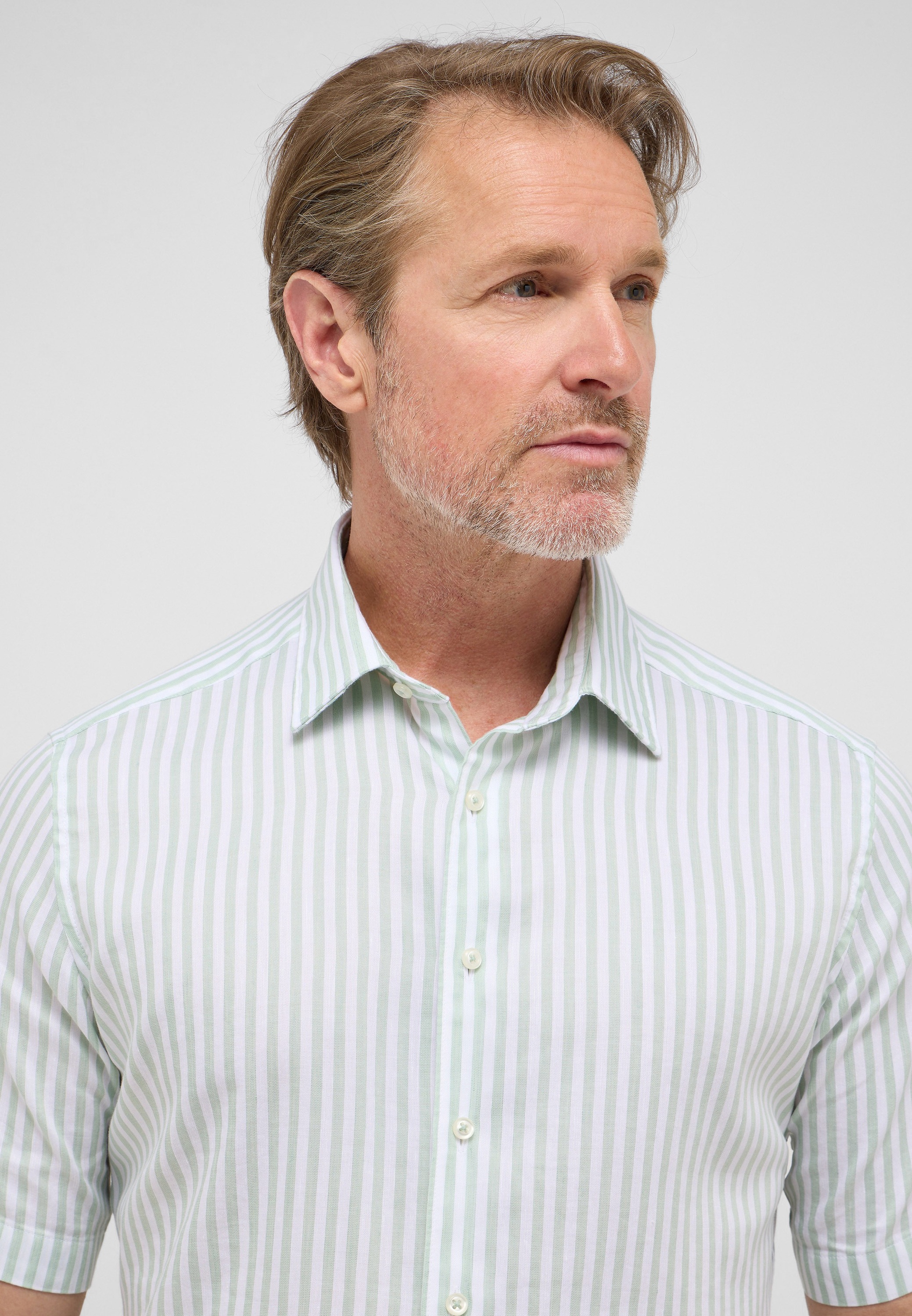 Thumbnail - Eterna Kurzarmhemd "MODERN FIT" EASY IRON (bügelleicht)