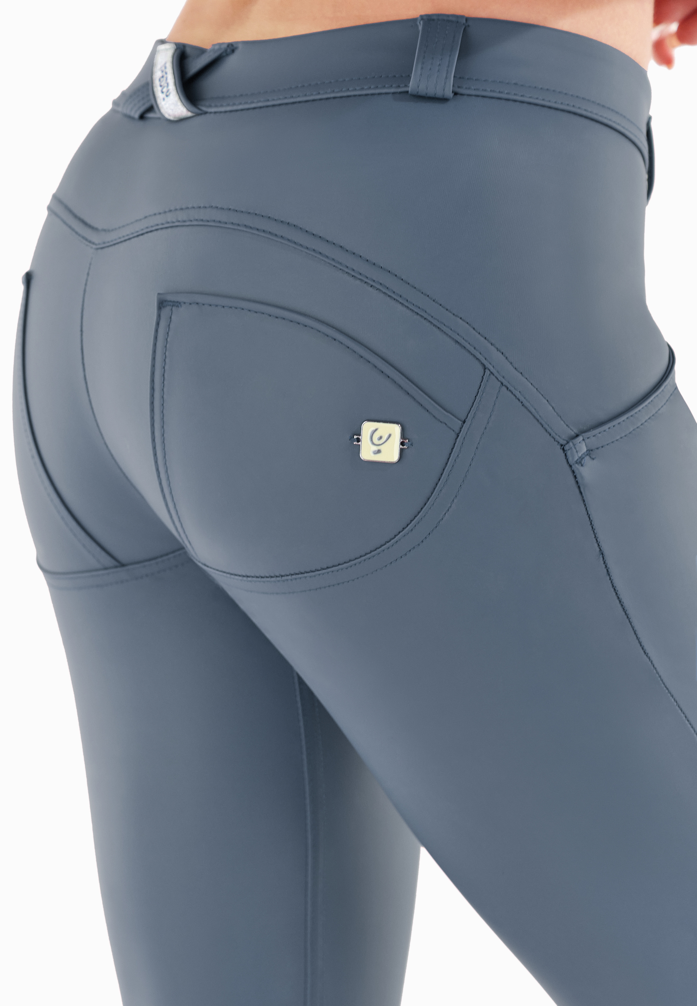 Freddy 7/8-Hose »WRUP REGULAR SUPERSKINNY 7/8«, mit Push up-Effekt, aus Lederimititat