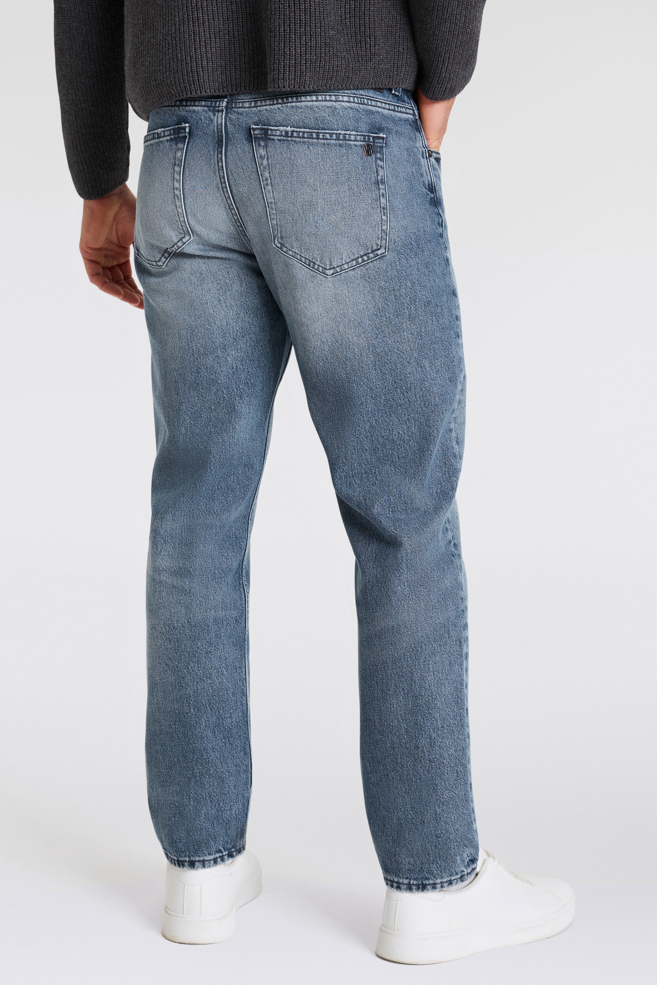 BOSS ORANGE Straight-Jeans »TROY BO BF«, mit BOSS Leder-Badge