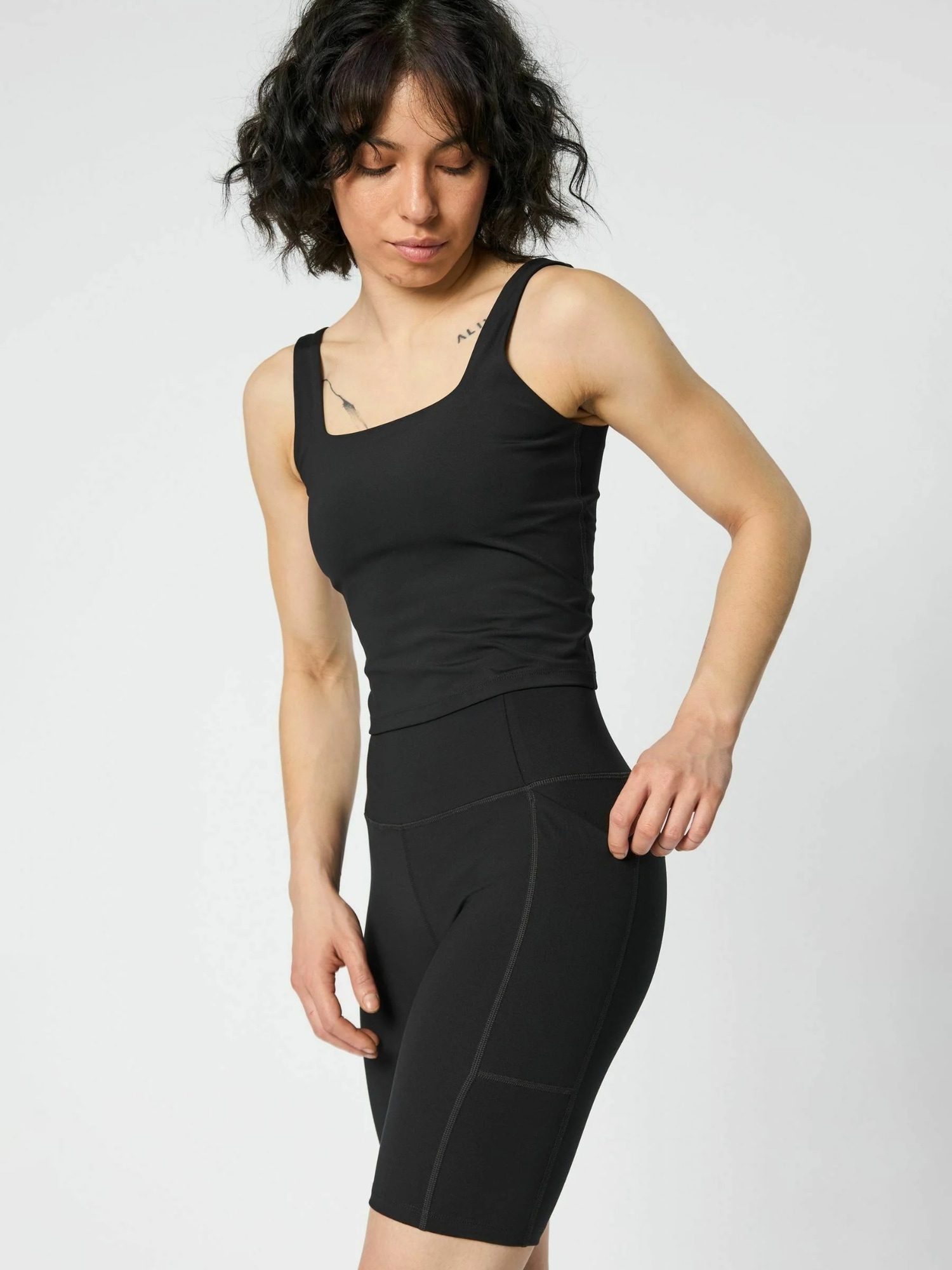 GIRLFRIEND COLLECTIVE Shorts »Girlfriend Collective shorts Pocket«