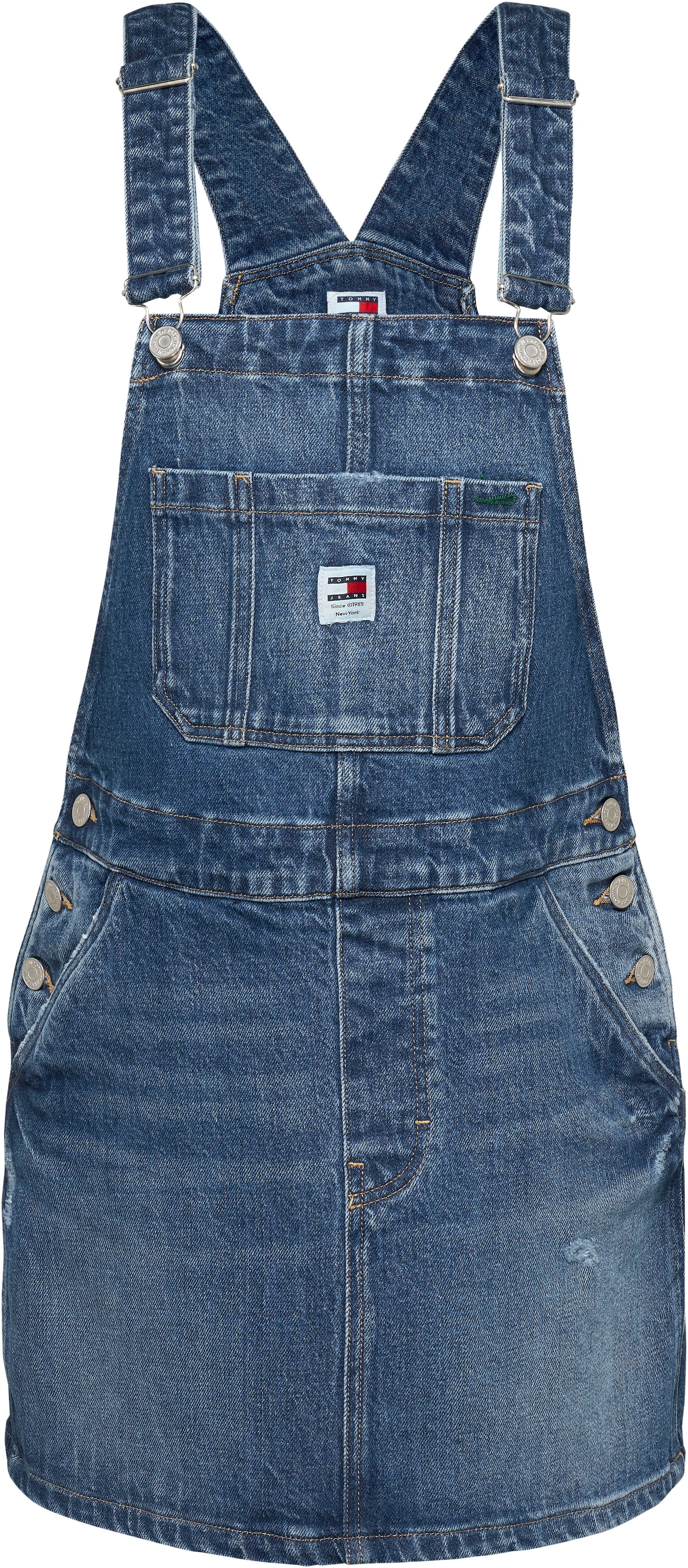 Tommy Jeans Latzkleid »DUNGAREE DENIM DRESS CH6138«, mit Tommy Jeans Flagge