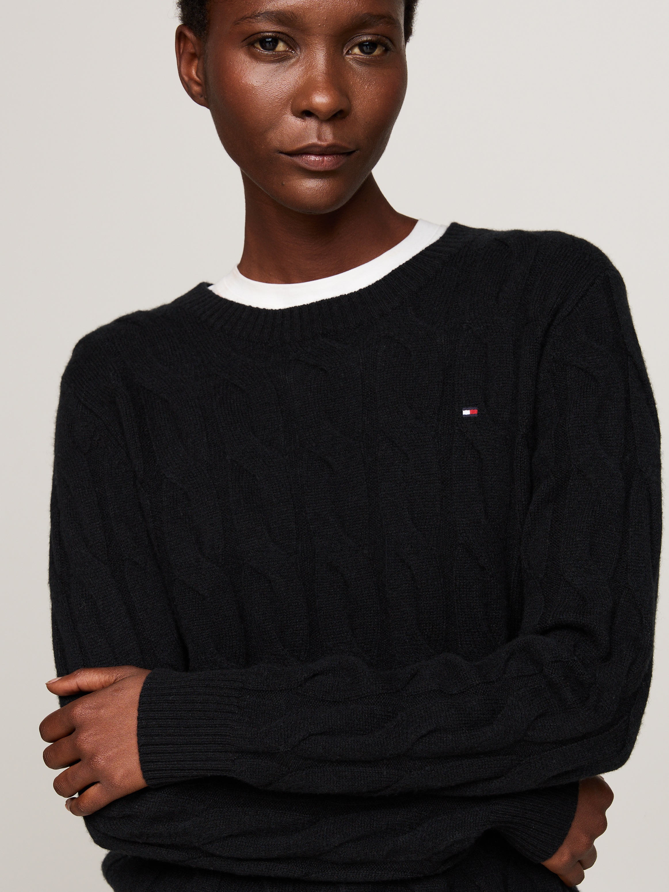Tommy Hilfiger Strickpullover »SOFT WOOL CABLE C-NK«, mit Zopfmuster, aus reiner Wolle