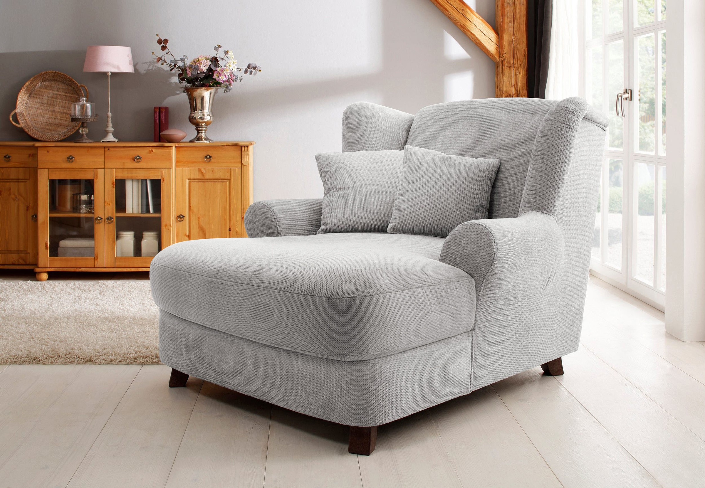 OTTO home XXL-Sessel "Oase, B: 120 cm, Sitzhöhe: 50 cm - OTTO. Verlässliche Qualität." Loungesessel mit 2 Zierkissen & Massivholzfüße