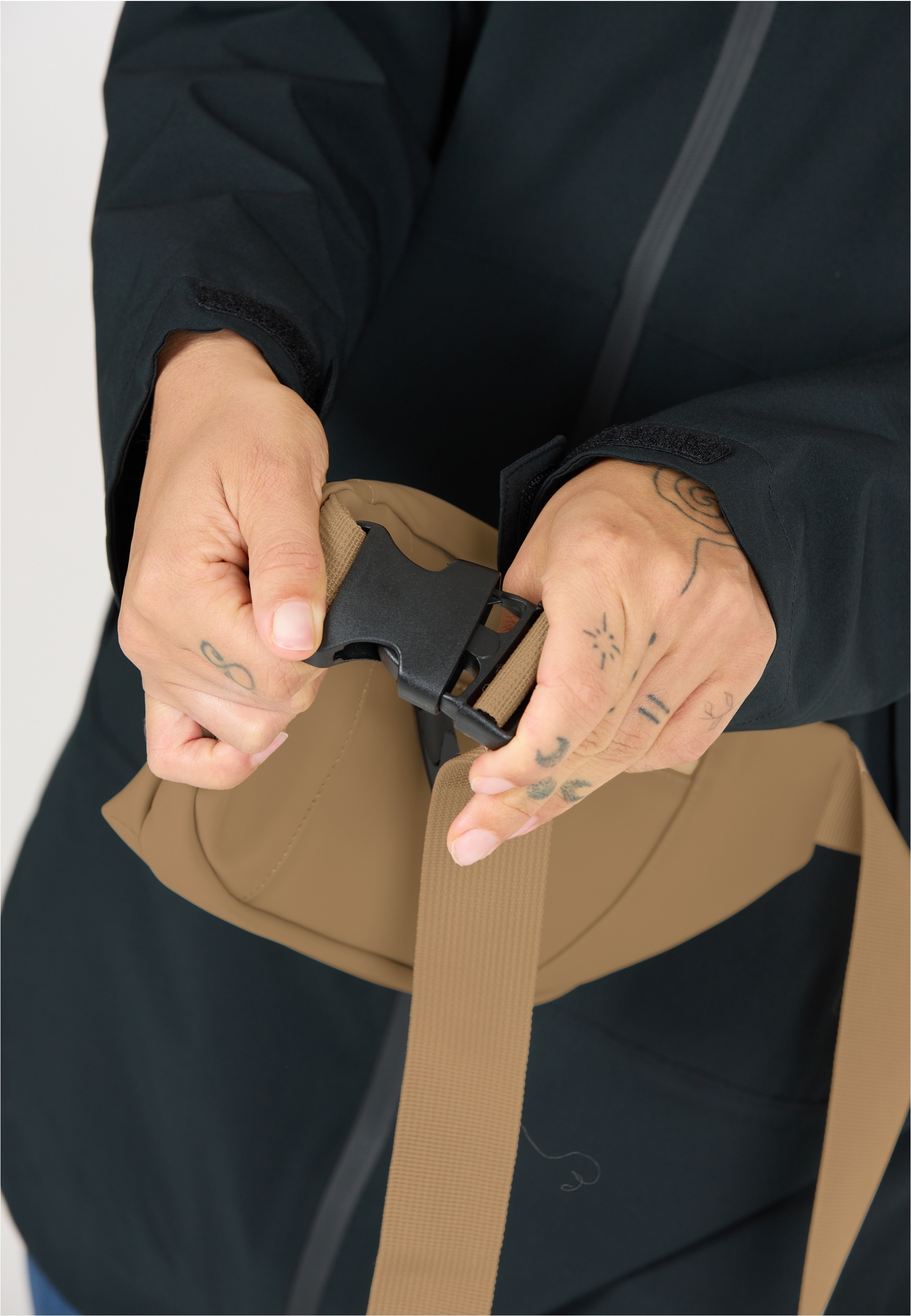 WEATHER REPORT Gürteltasche »Bronze« aus strapazierfähigen Materialien