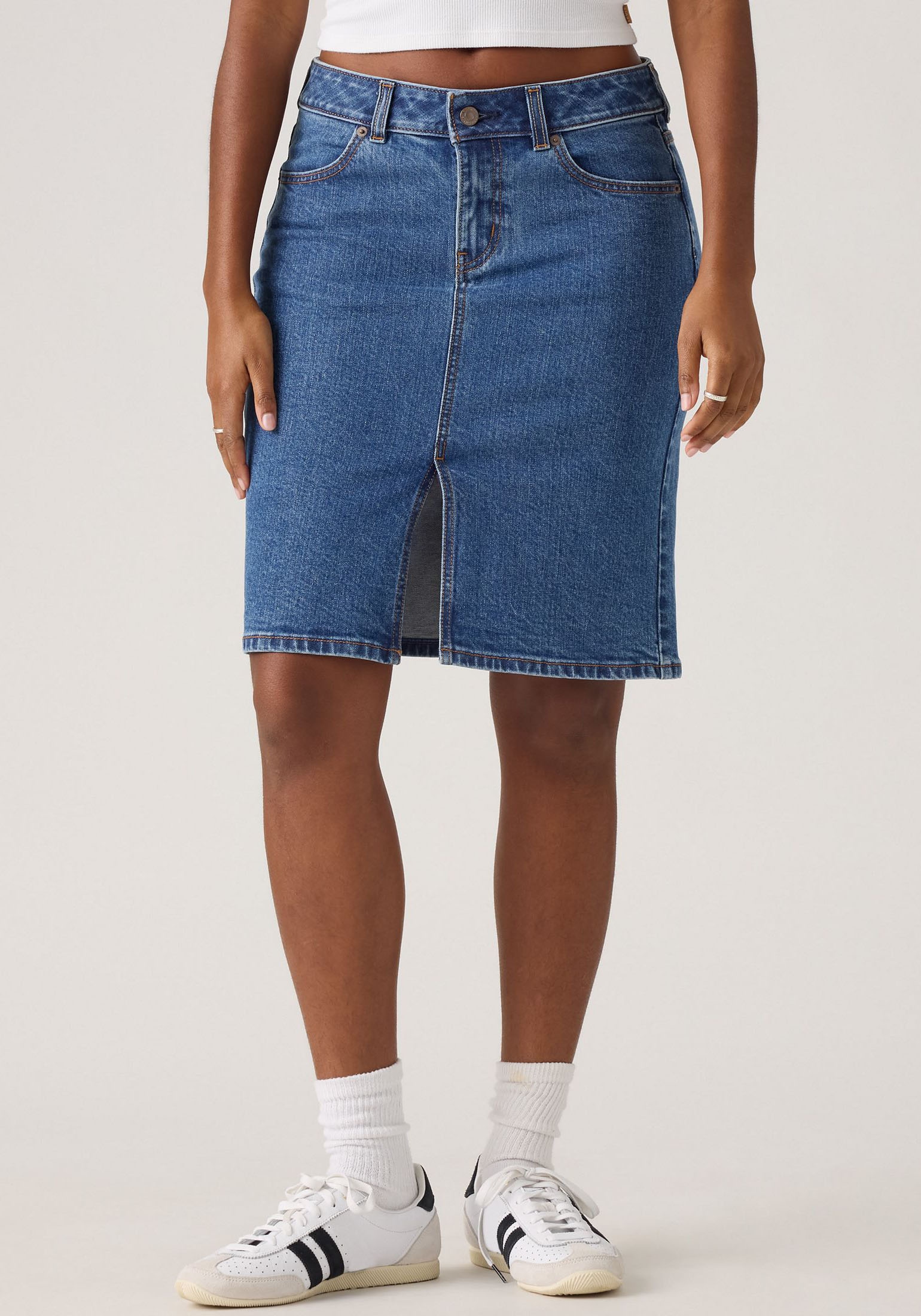 Levis Jeansrock "LOW MIDI SKIRT ME", mit Schlitz für mehr Bewegungsfreiheit günstig online kaufen