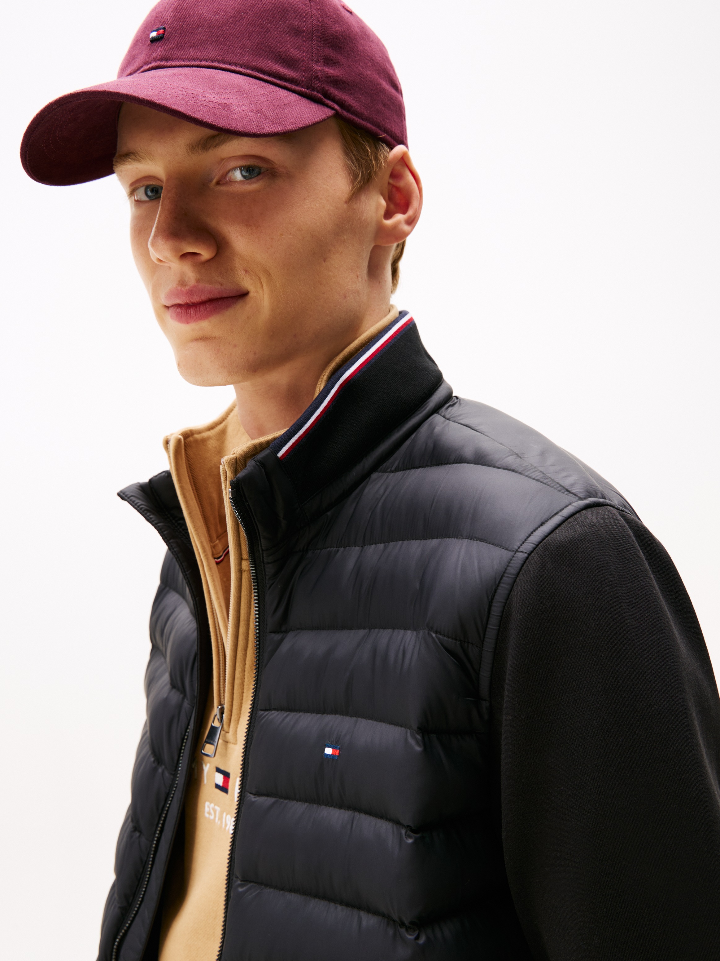 Tommy Hilfiger Sweatjacke "MIX MEDIA", Stehkragen, Regular Fit, mit gestepp günstig online kaufen