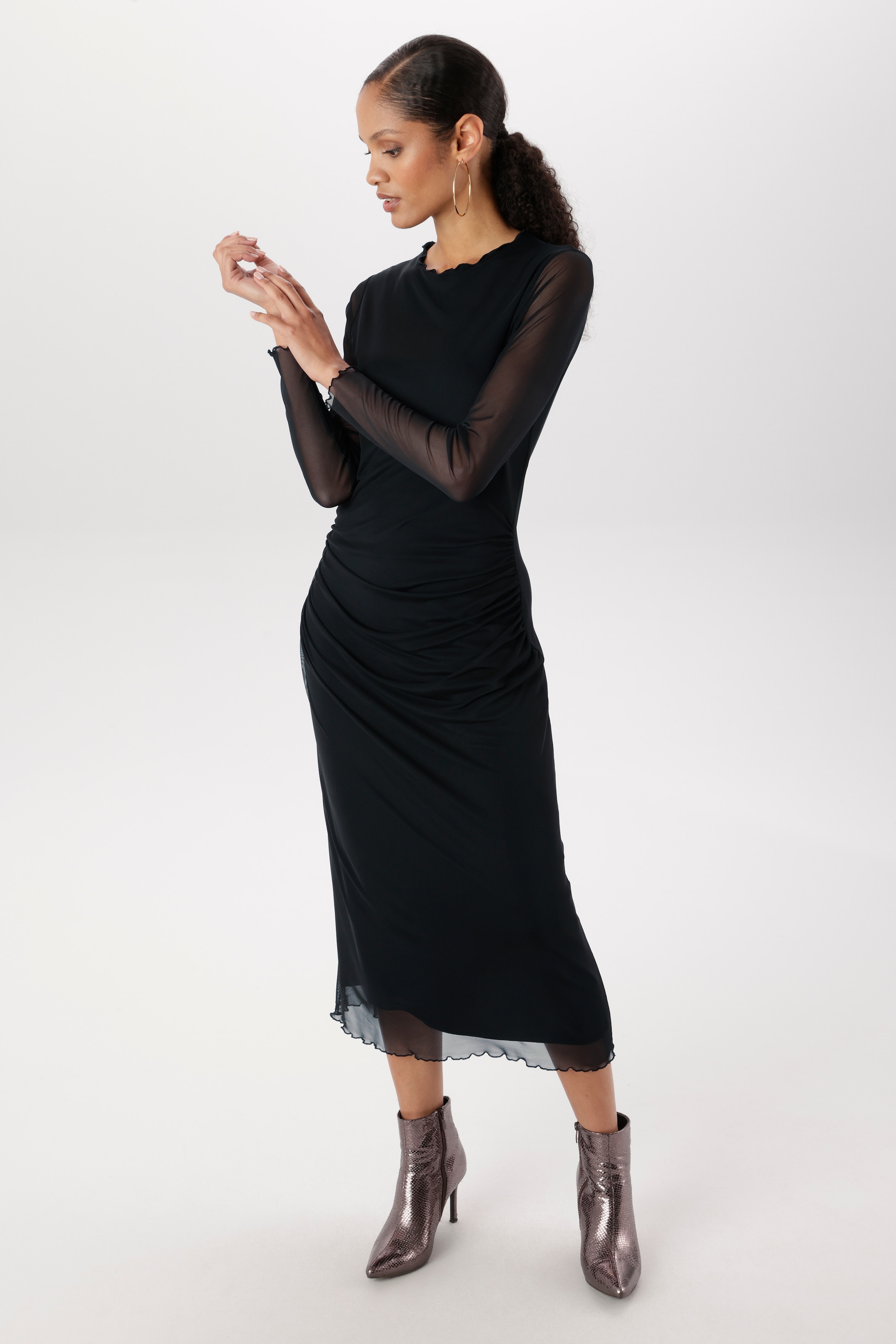 Aniston SELECTED Maxikleid In Mesh-Qualiät und transparenten Ärmeln - NEUE KOLLEKTION