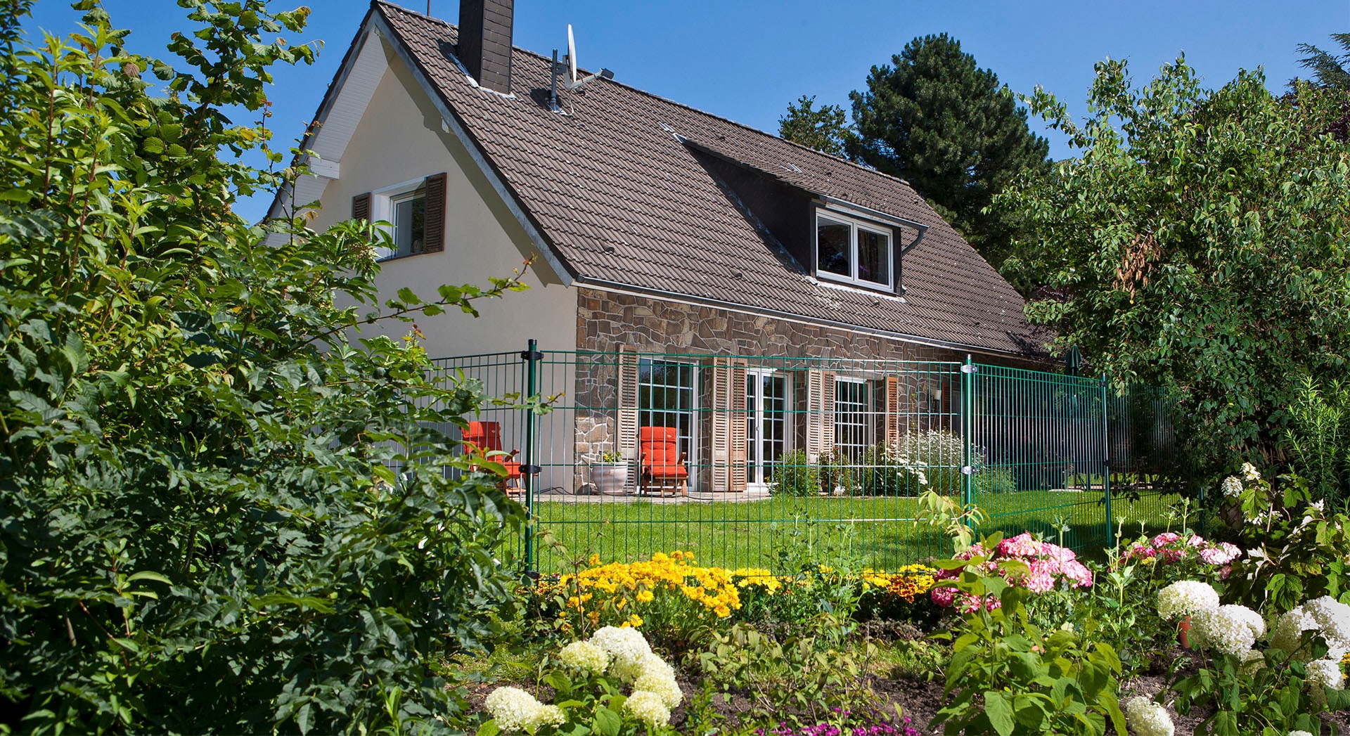 KRAUS Einstabmattenzaun »Dino-Trend-Z42«, grün, 140 cm hoch, 5 Elemente für 10 m, 6 Pfosten