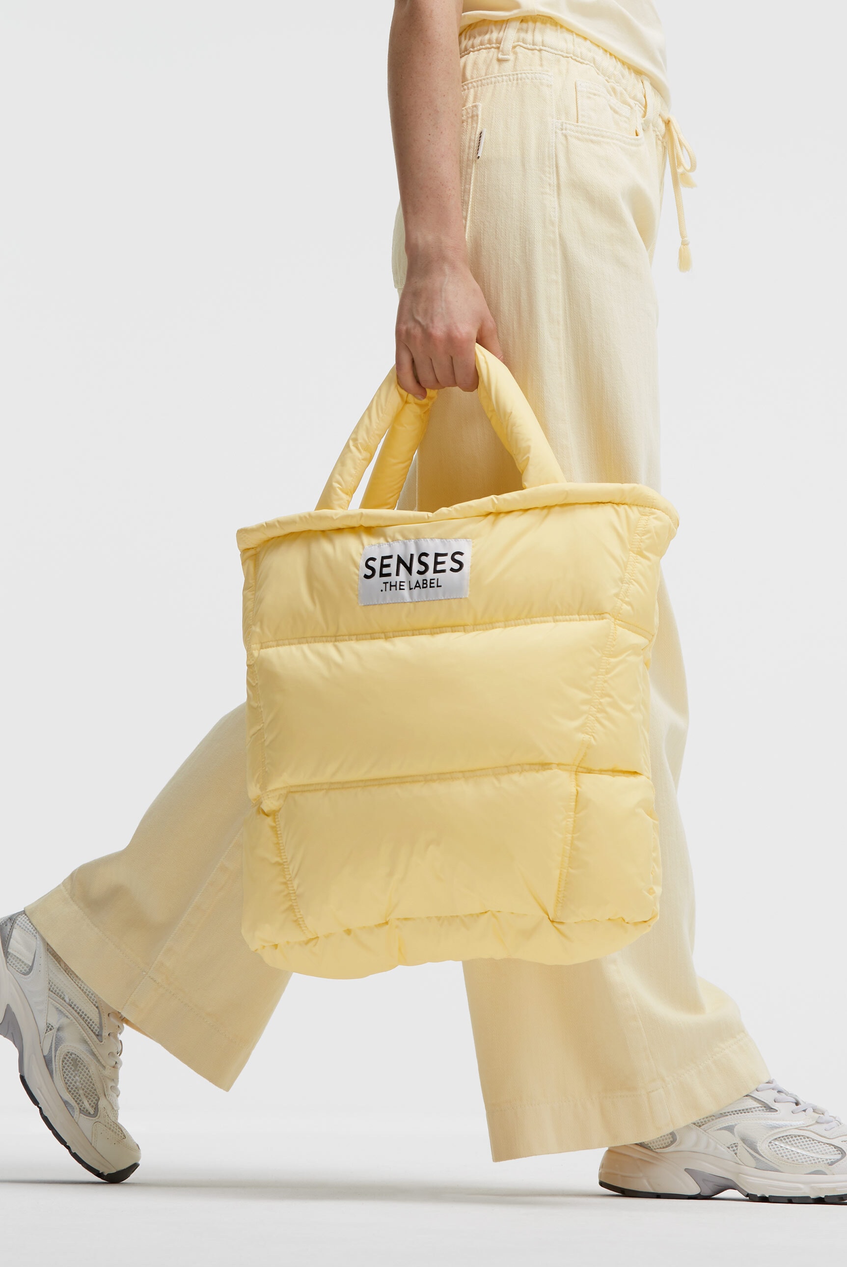 SENSES.THE LABEL Beuteltasche mit Innenfach