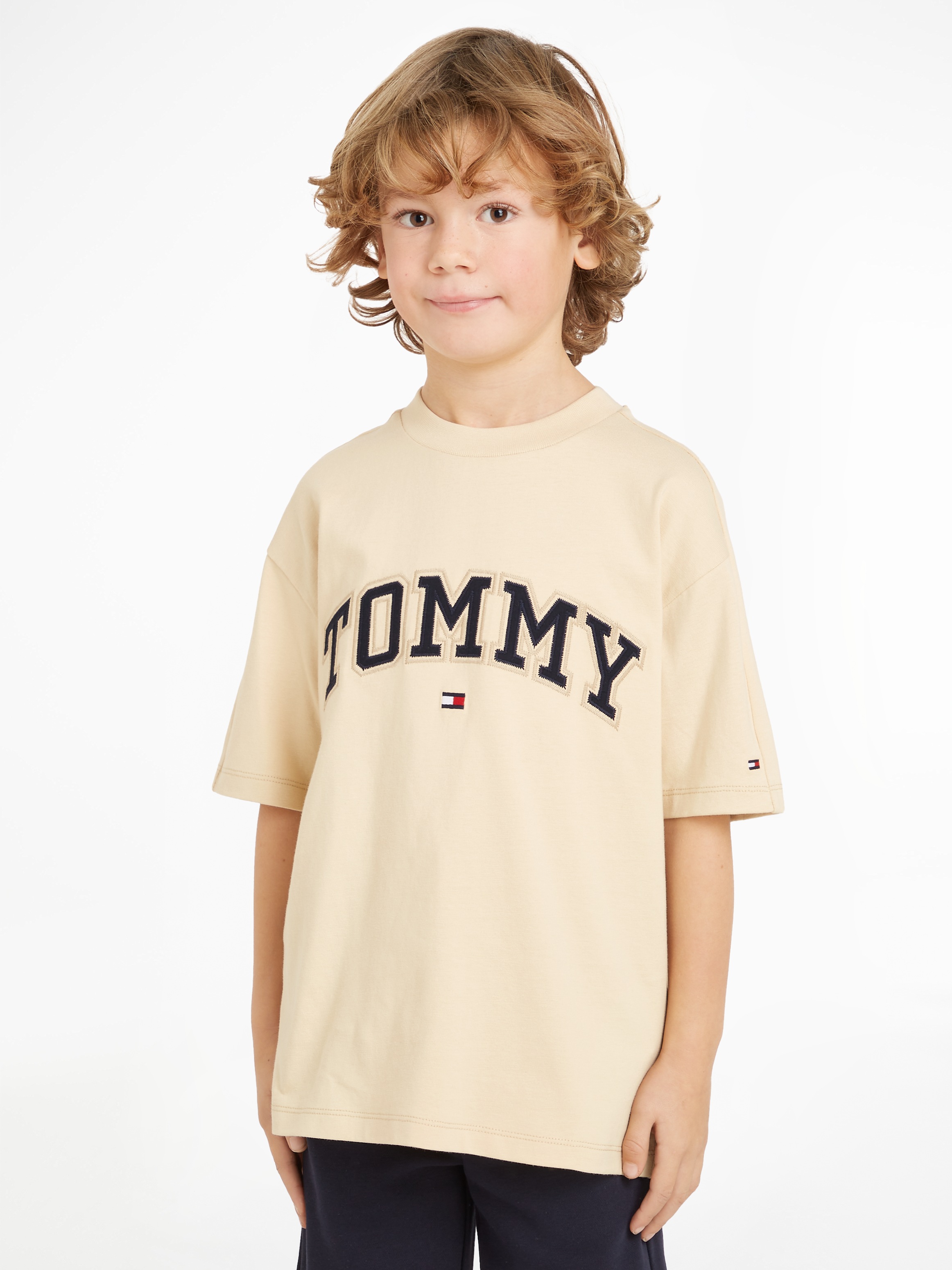 TOMMY HILFIGER Kurzarmshirt »VARSITY EMBROIDERY TEE S...