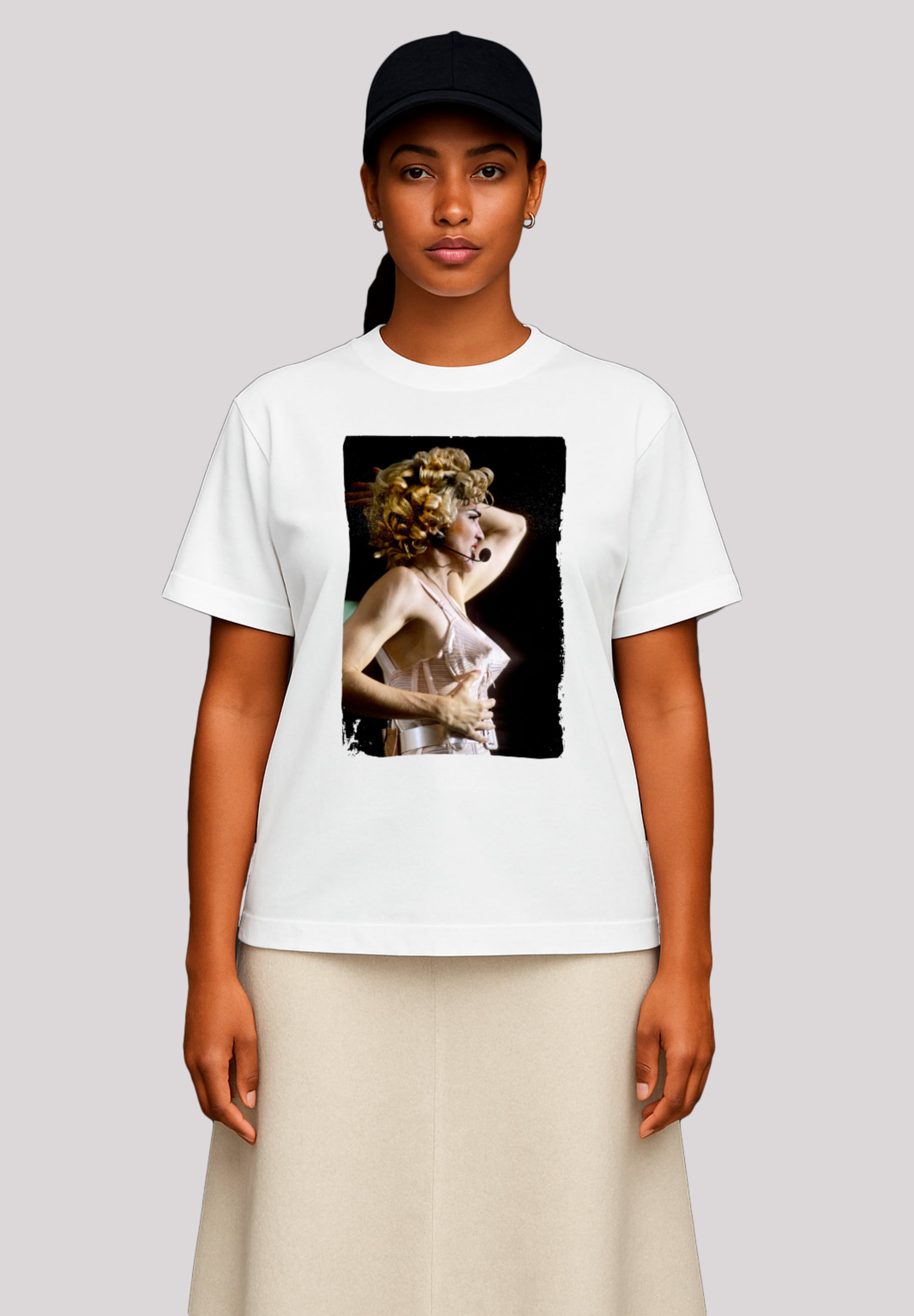 F4NT4STIC T-Shirt "Madonna Live At Wembley 1990 By Stephen Wright", Premium günstig online kaufen