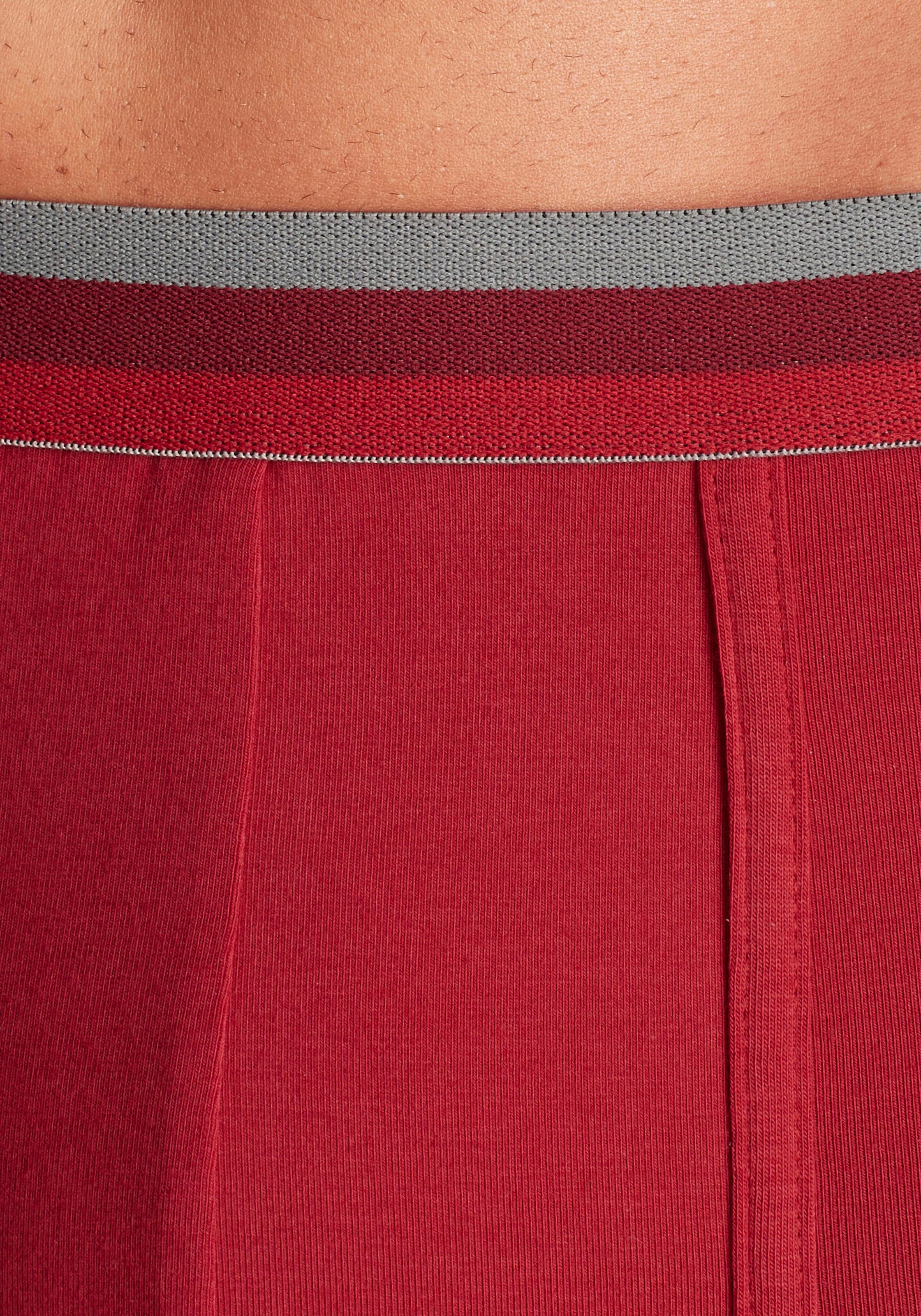 Bench. Langer Boxer, (Packung, 3 St.), Unterhosen mit elastischem Bund und Logodruck auf dem Bein