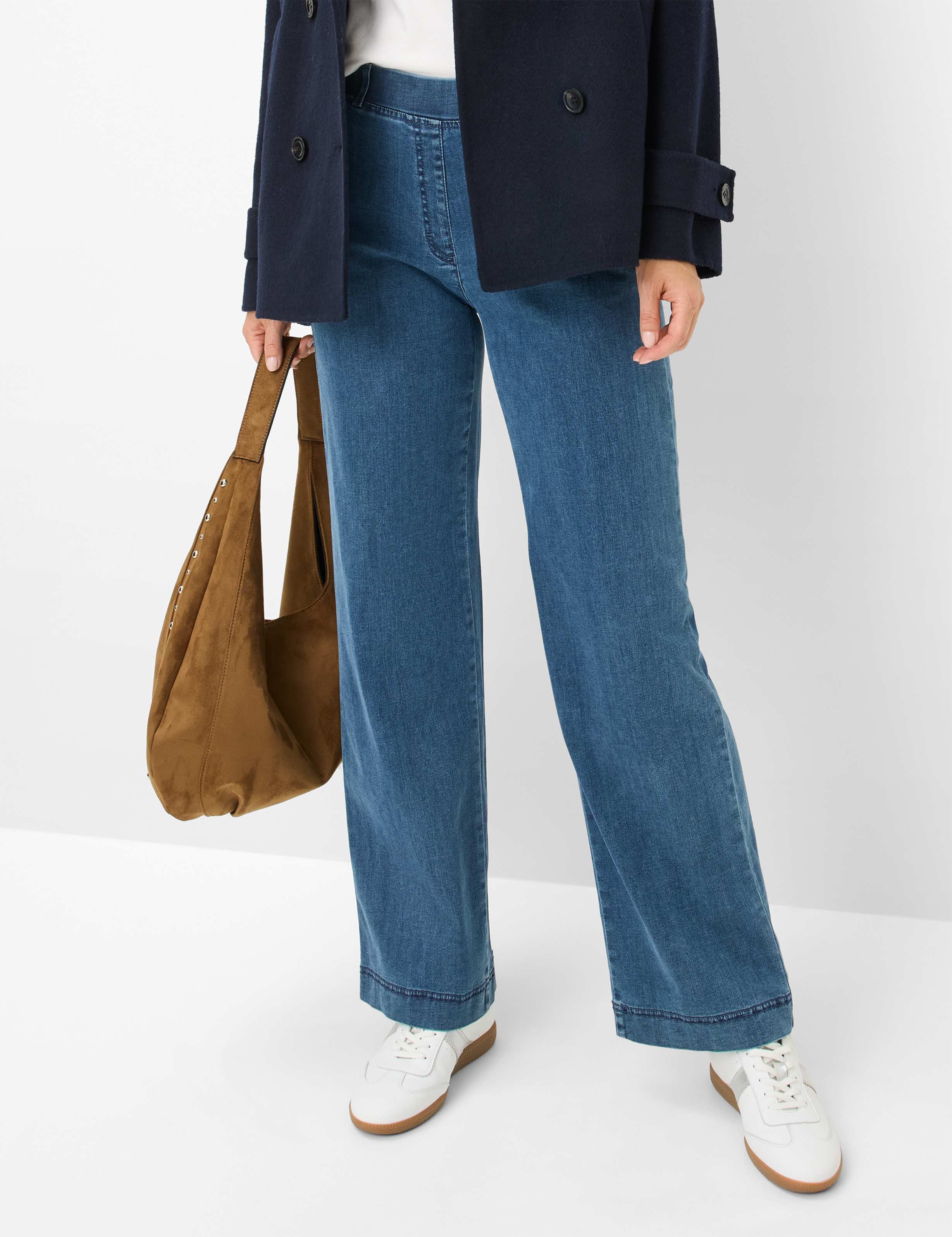 RAPHAELA by BRAX Bequeme Jeans "Style PAM FLARED" günstig online kaufen