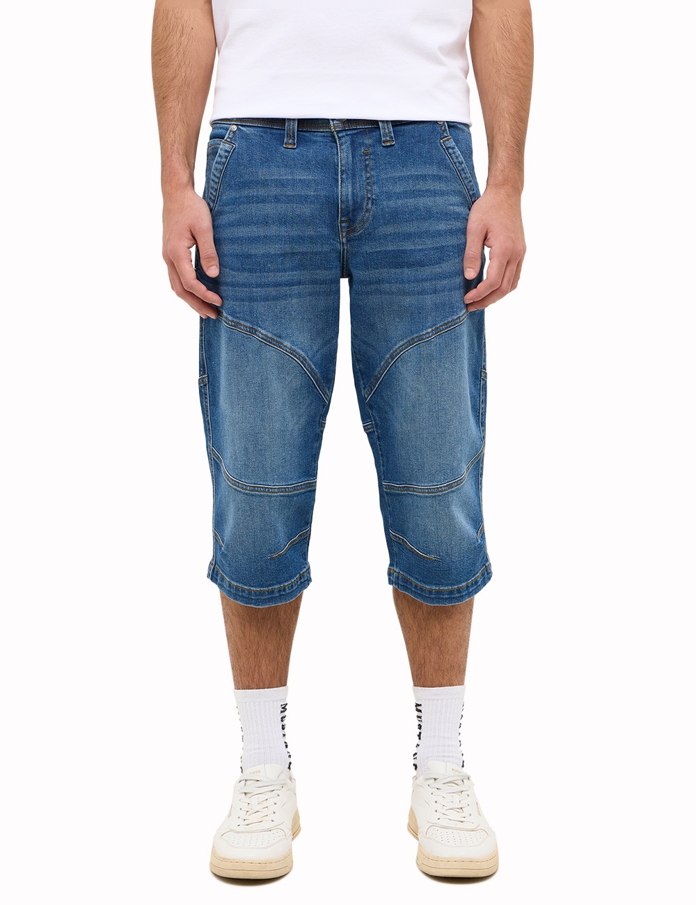 MUSTANG Jeansshorts "Style Freemot", mit Teilungsnähten günstig online kaufen