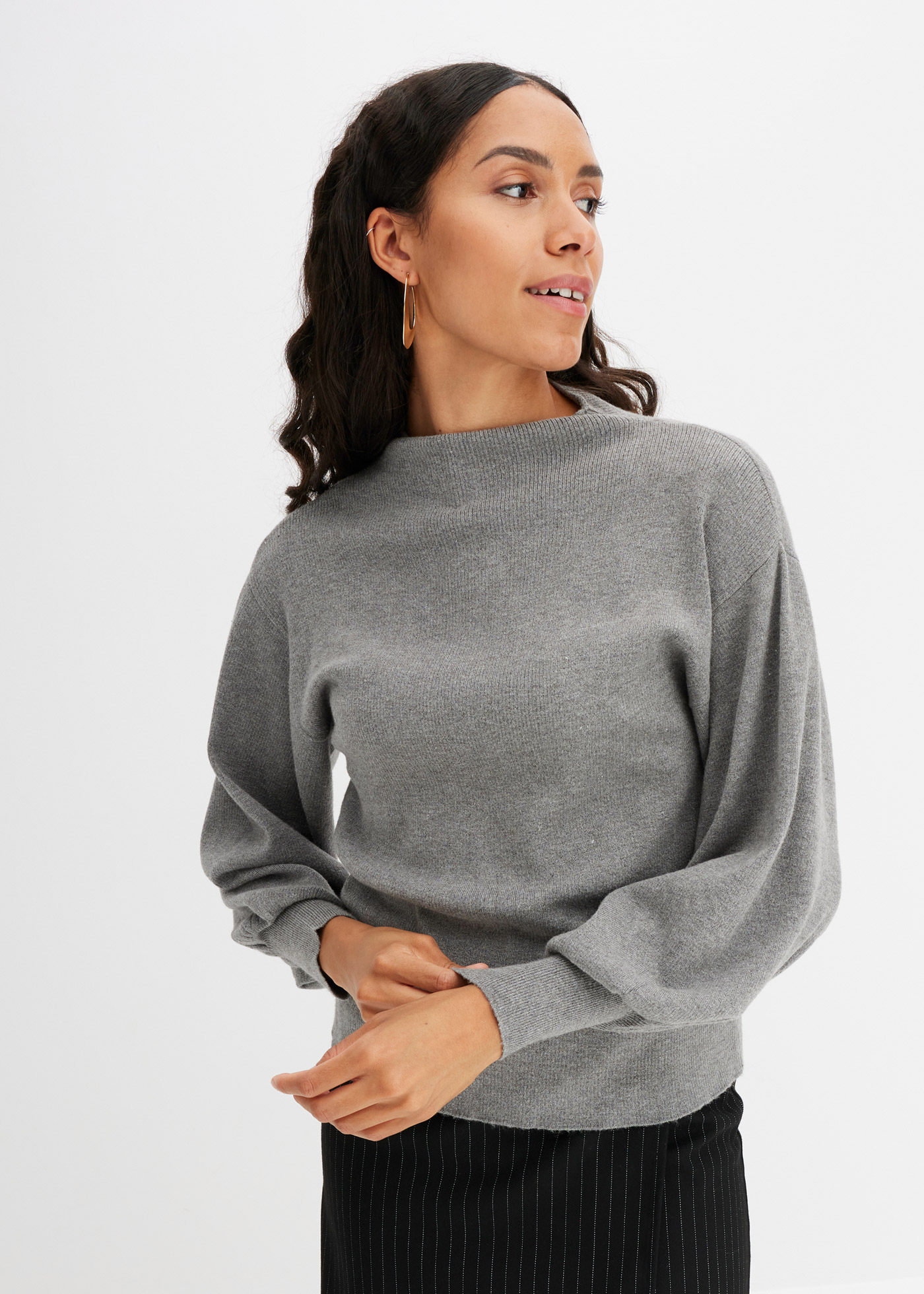 bonprix Strickpullover "Oversize-Pullover aus Viskose-Mix" mit Stehkragen, hüftlange Form, ohne Verschluss, bequeme Passform