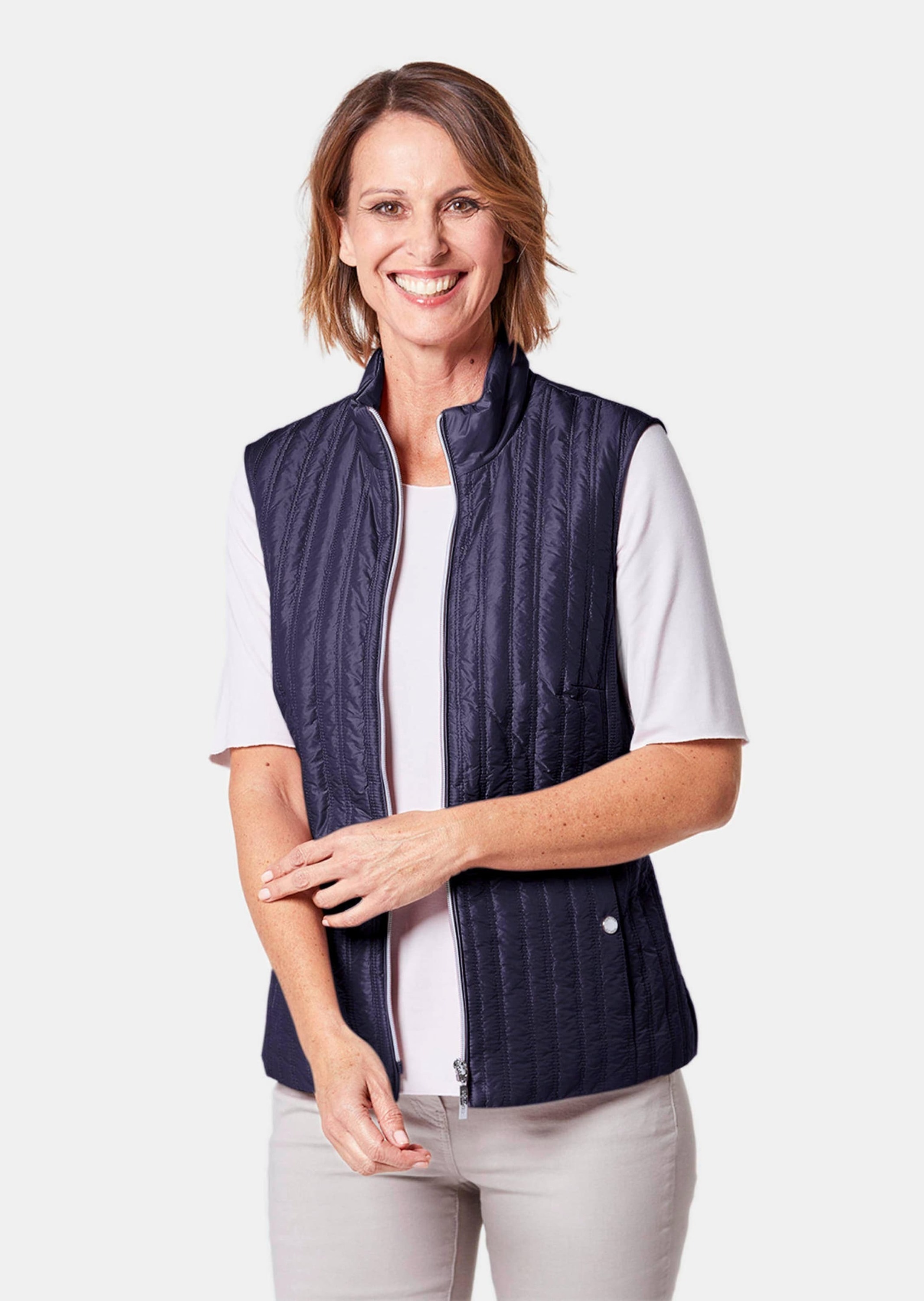 Thumbnail - GOLDNER Kurzweste "Kurzgröße Leichte Steppweste mit Stehkragen" Leicht wattiert