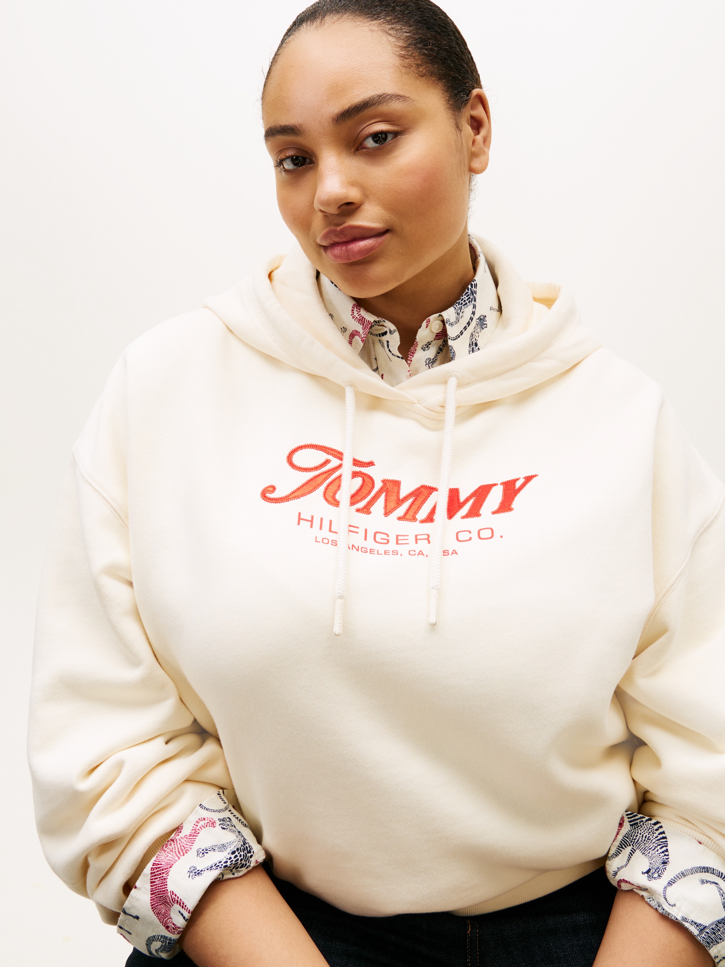 Tommy Hilfiger Curve Hoodie "CRV FUN GRAPHIC MDRN HOODIE", in großen Größen günstig online kaufen