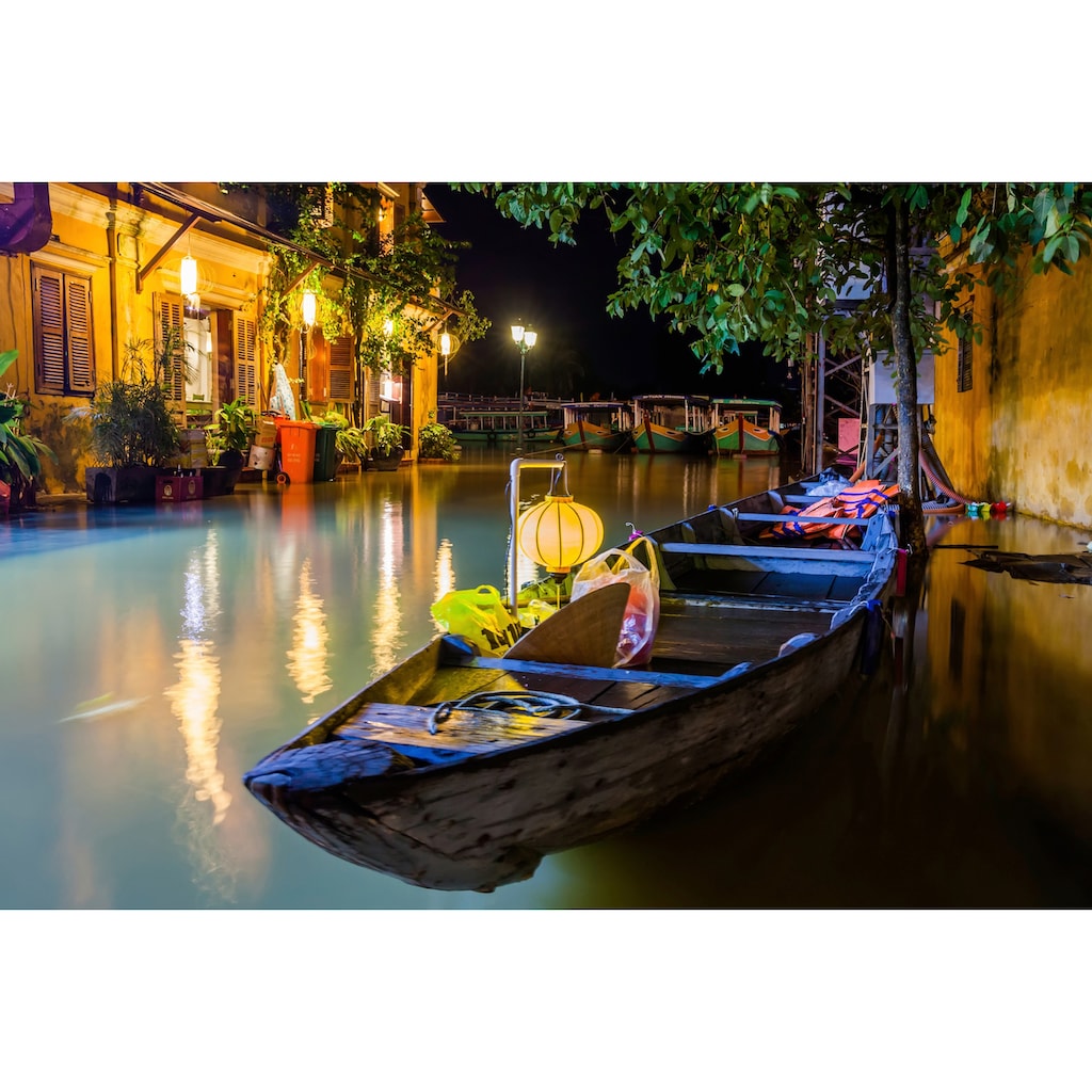 Papermoon Fototapete »HOI AN VIETNAM-FLUSS CANAL GASSE ALTSTADT BLUMEN MAUER«