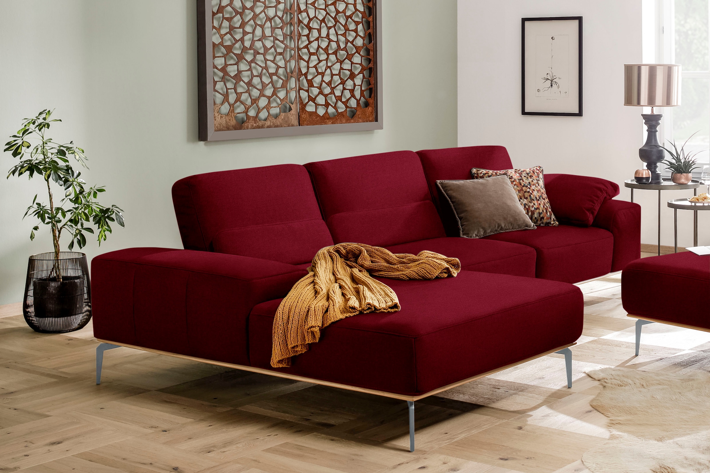 W.SCHILLIG Ecksofa "run, Designsofa mit tollem Sitzkomfort, bequem, L-Form" mit elegantem Holzsockel, Füße in Silber matt, Breite 319 cm